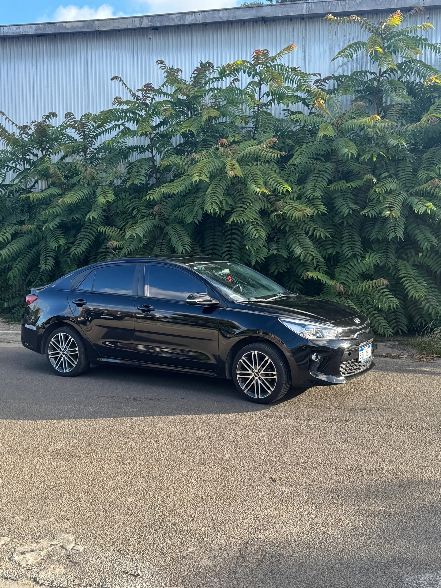 Kia Rio EX Plus Sedan A/T