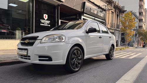 Chevrolet Aveo LS 1.6 