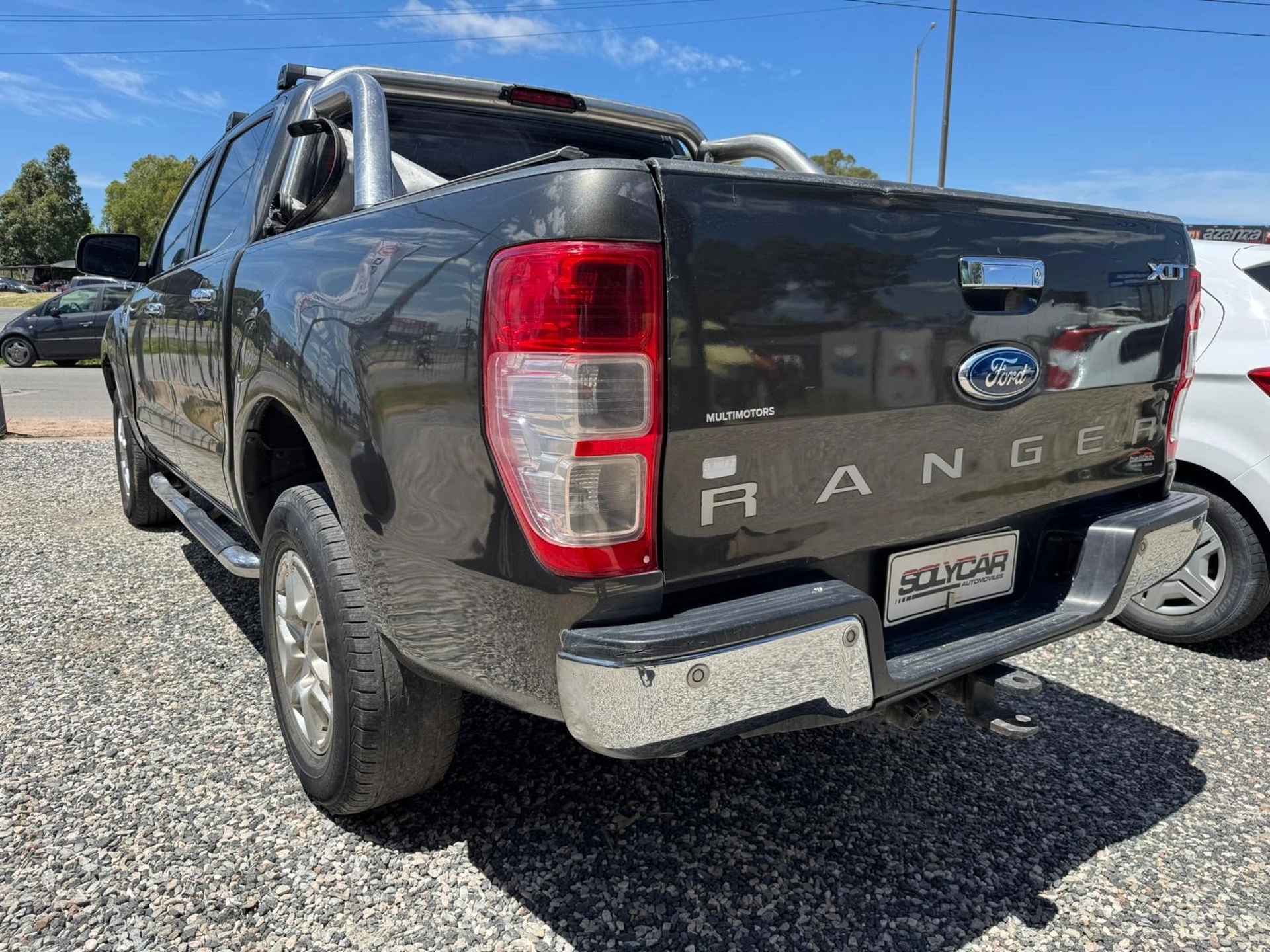 Ford Ranger XLT 3.2 TDCI 4x4 A/T Cabina Doble