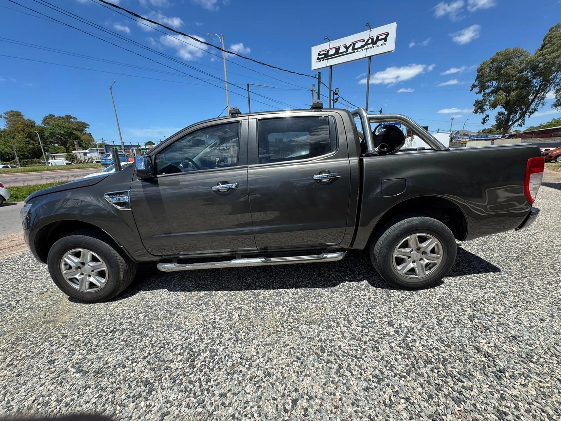 Ford Ranger XLT 3.2 TDCI 4x4 A/T Cabina Doble