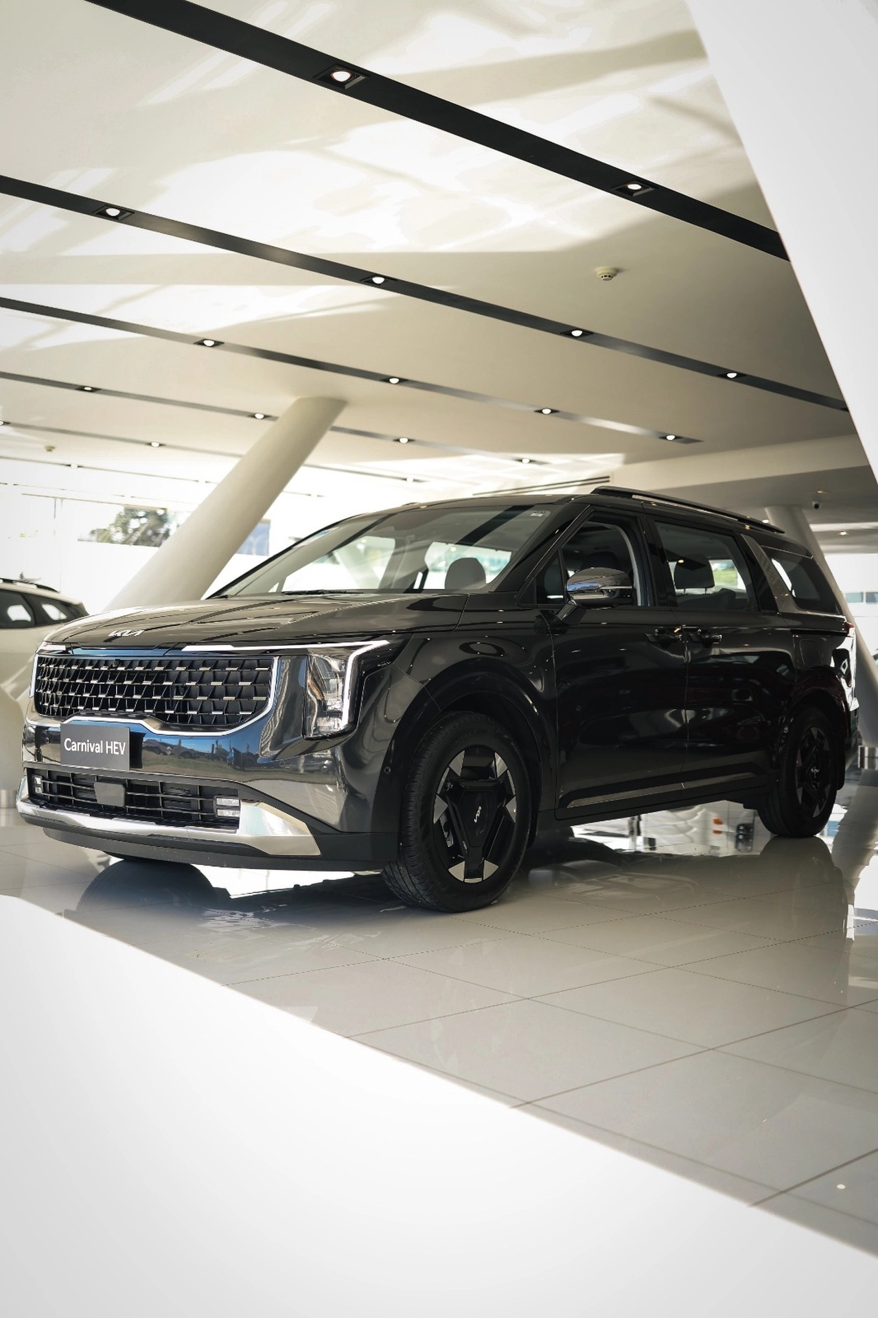 Kia Carnival HEV 2026
