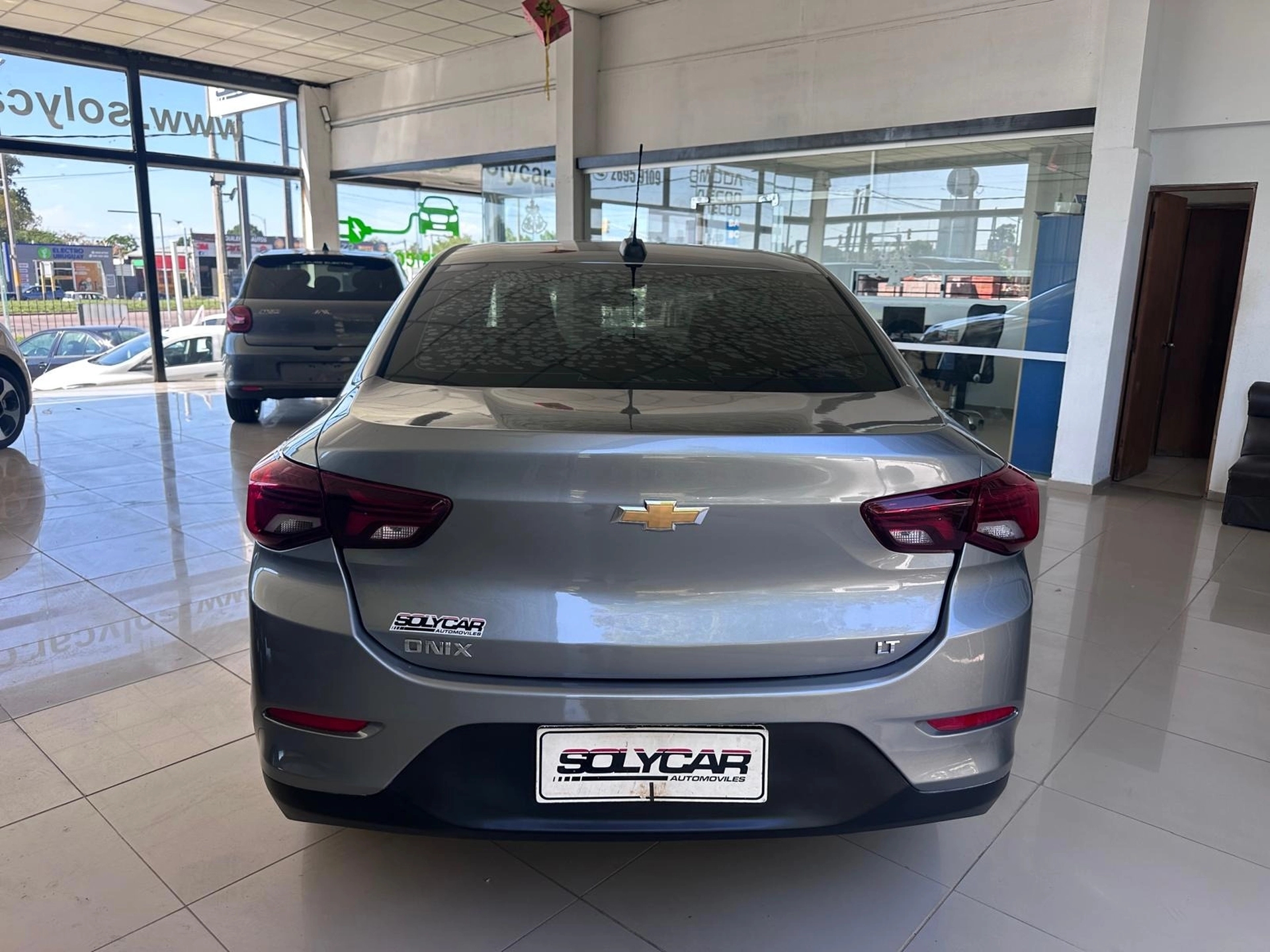 Chevrolet Onix LT Plus 1.0 - SOLYCAR