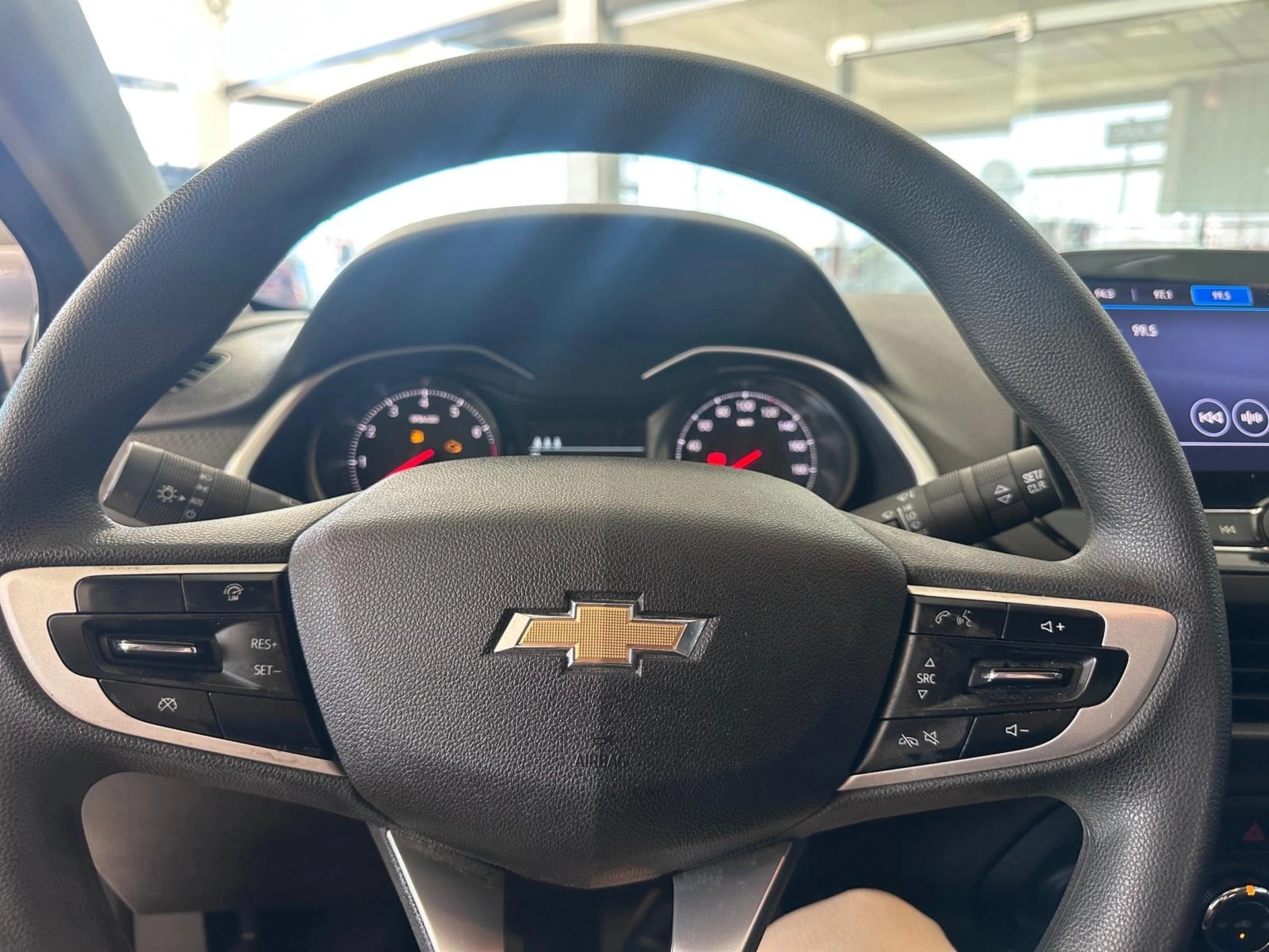 Chevrolet Onix LT Plus 1.0 - SOLYCAR