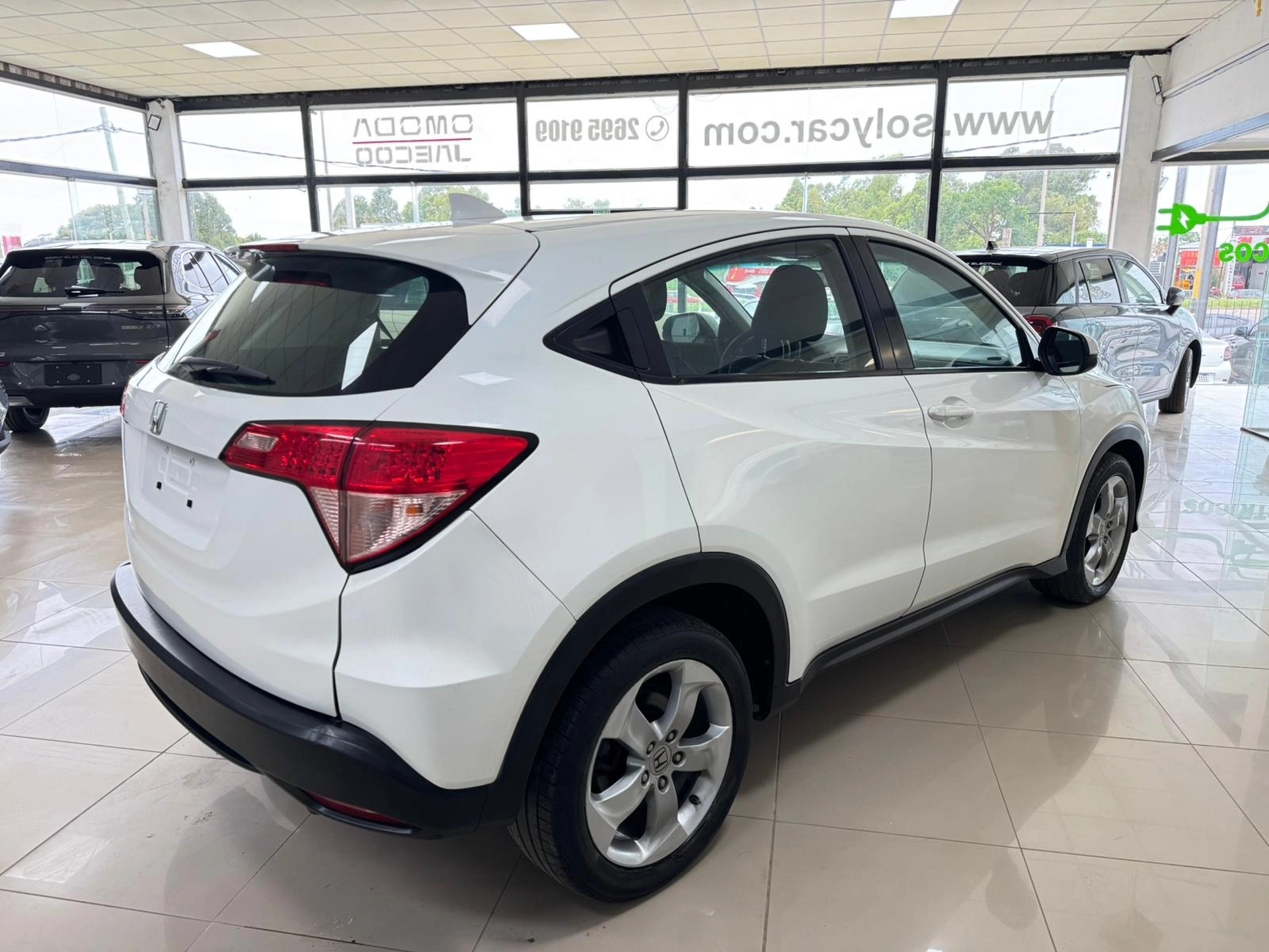 Honda HR-V 1.8 LX CVT 2WD - Solycar