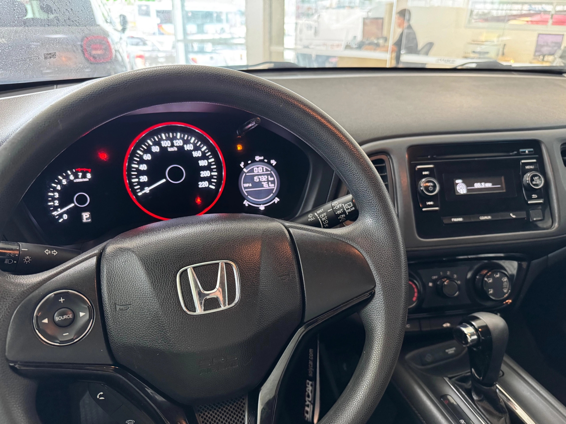 Honda HR-V 1.8 LX CVT 2WD - Solycar