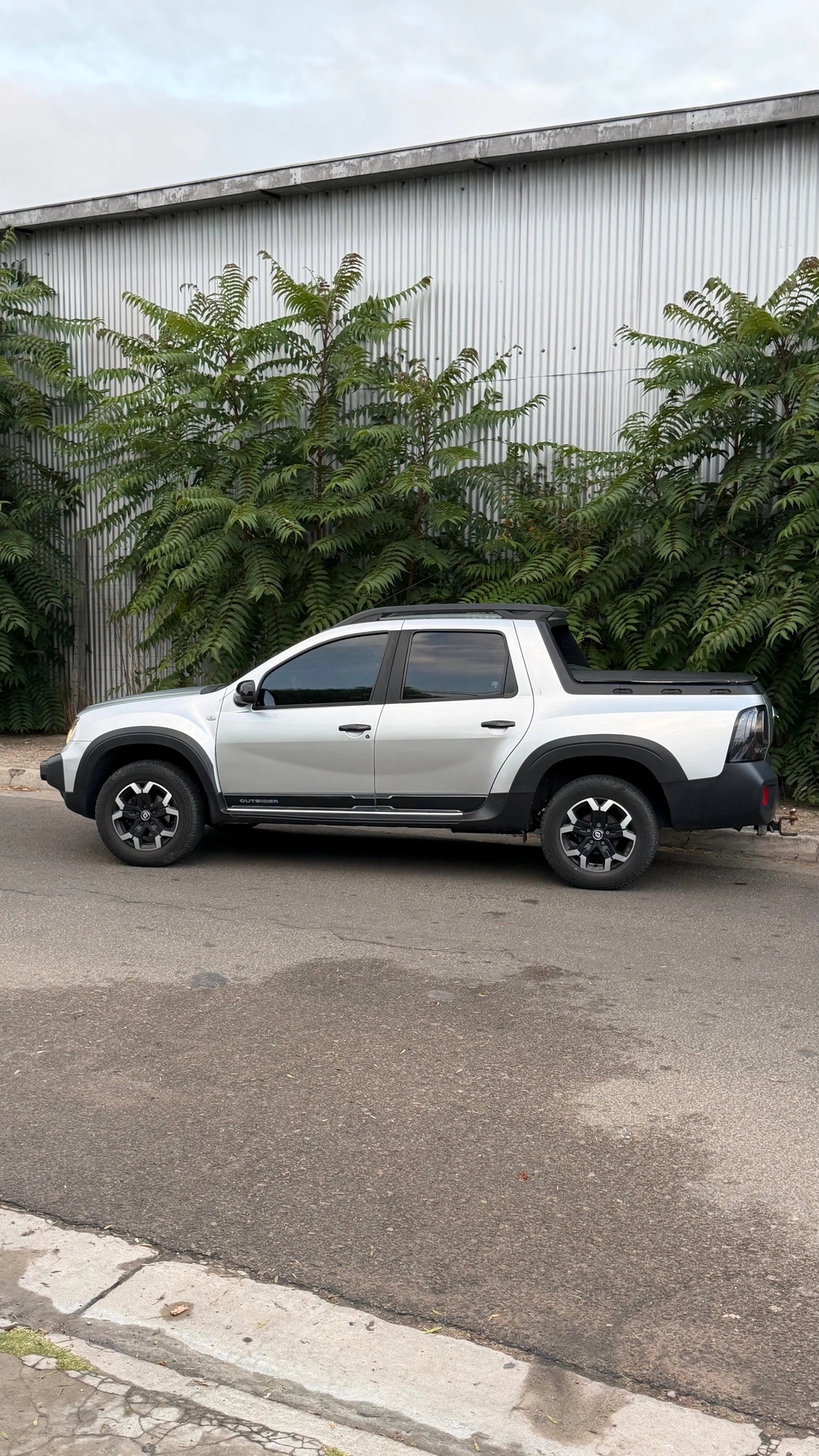 Renault Oroch Intens Outsider 1.3 TCe CVT 2WD