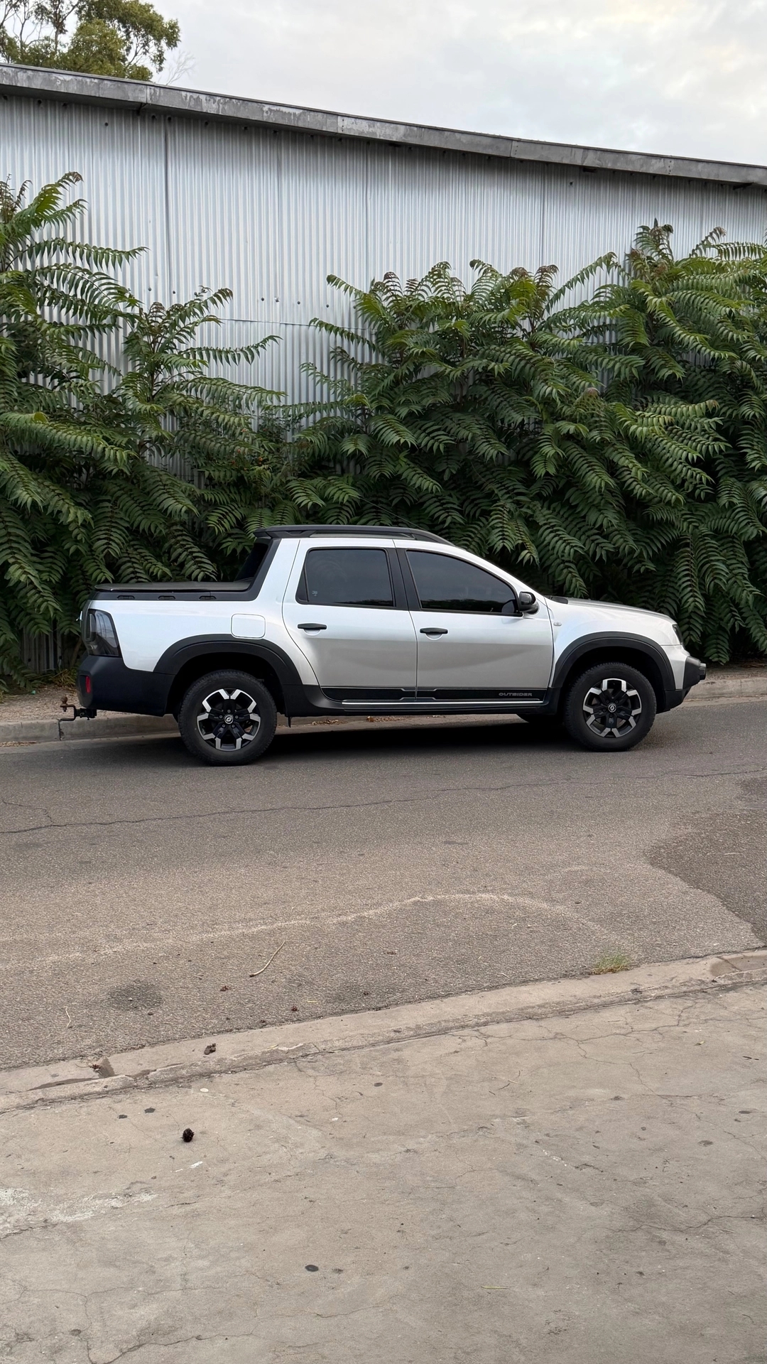 Renault Oroch Intens Outsider 1.3 TCe CVT 2WD