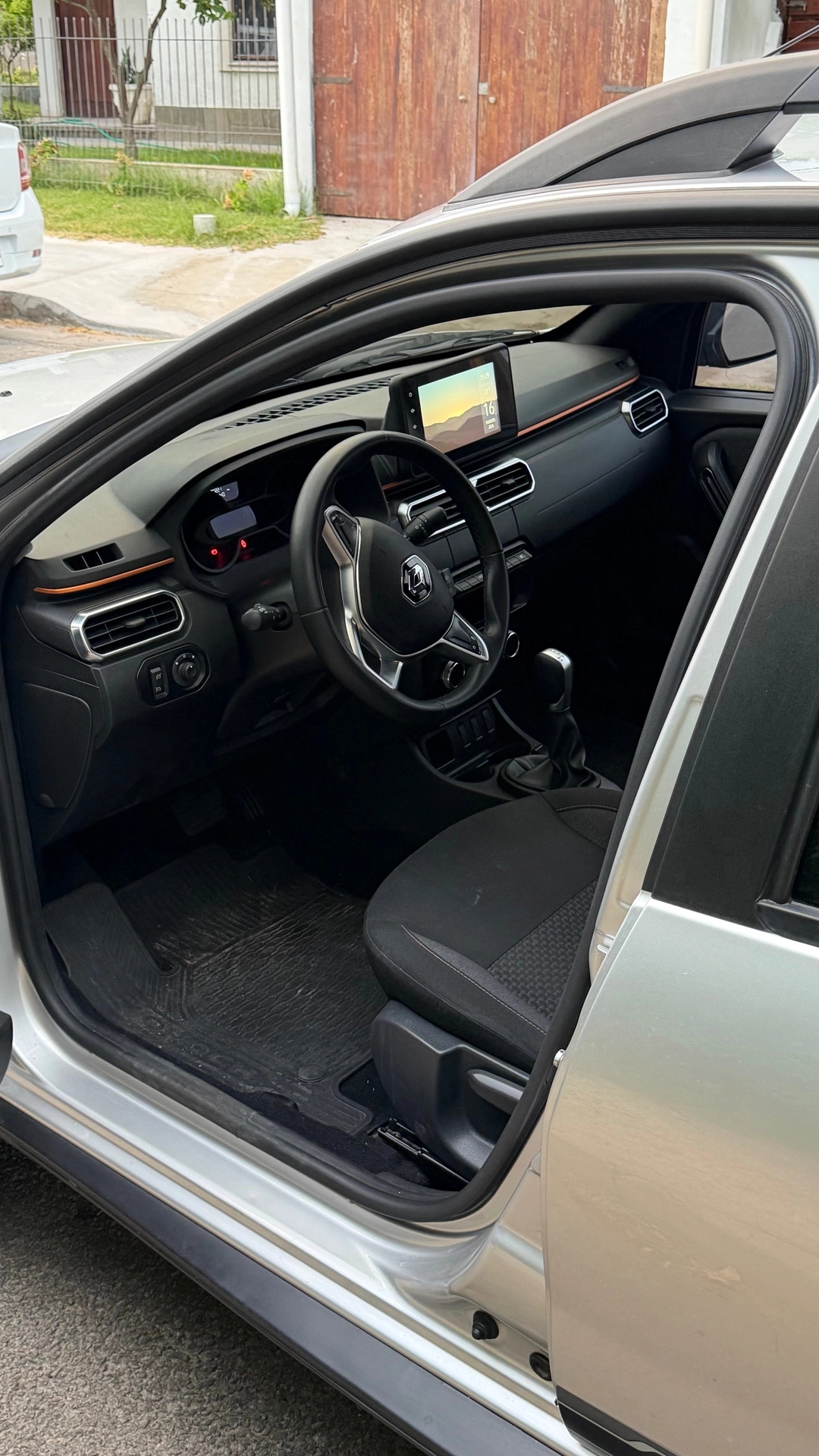 Renault Oroch Intens Outsider 1.3 TCe CVT 2WD