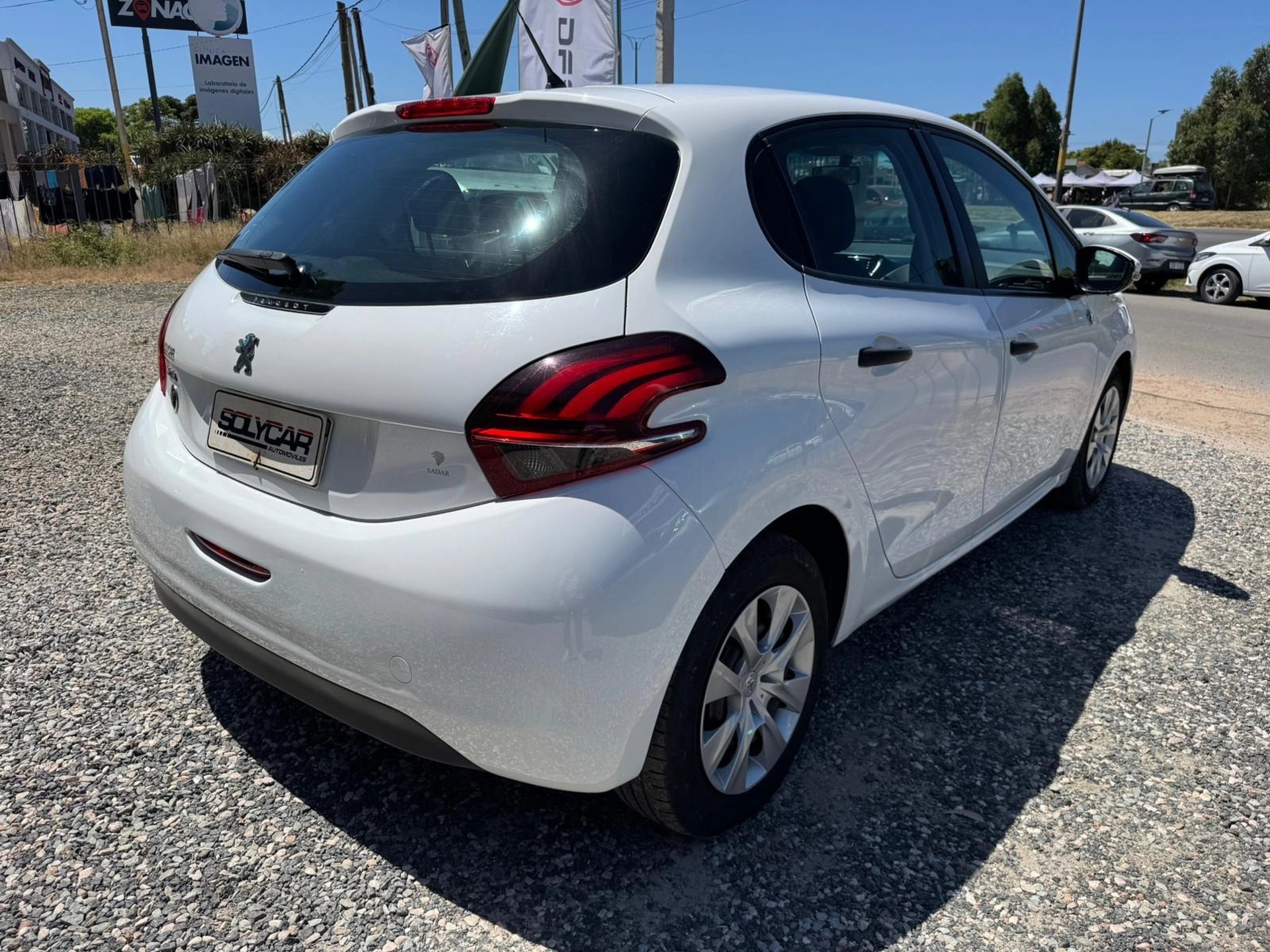 Peugeot New 208 1.0 Access