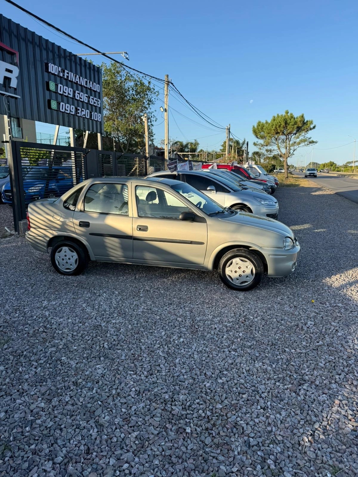 Chevrolet Corsa SEDAN 1.6