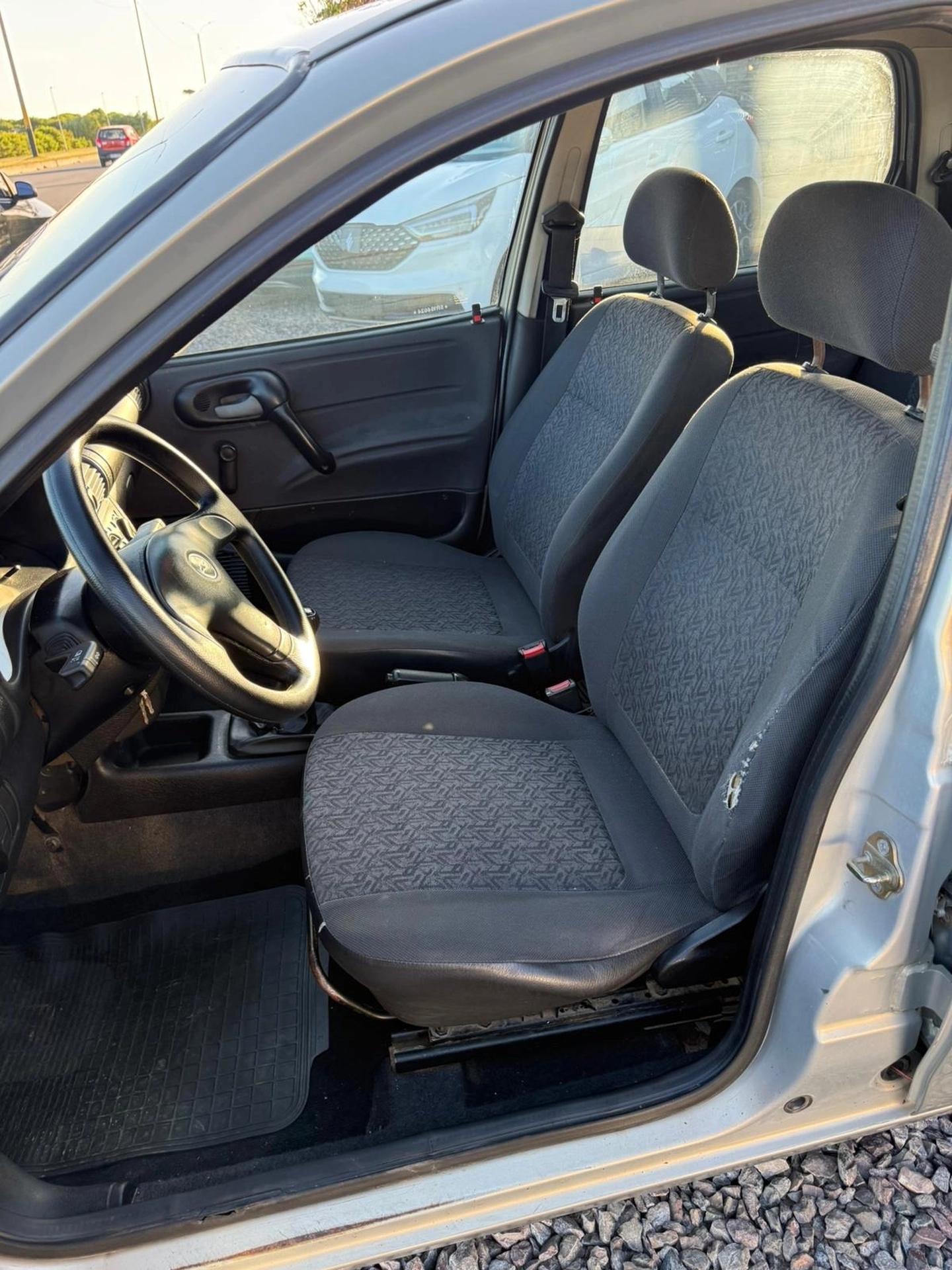 Chevrolet Corsa SEDAN 1.6