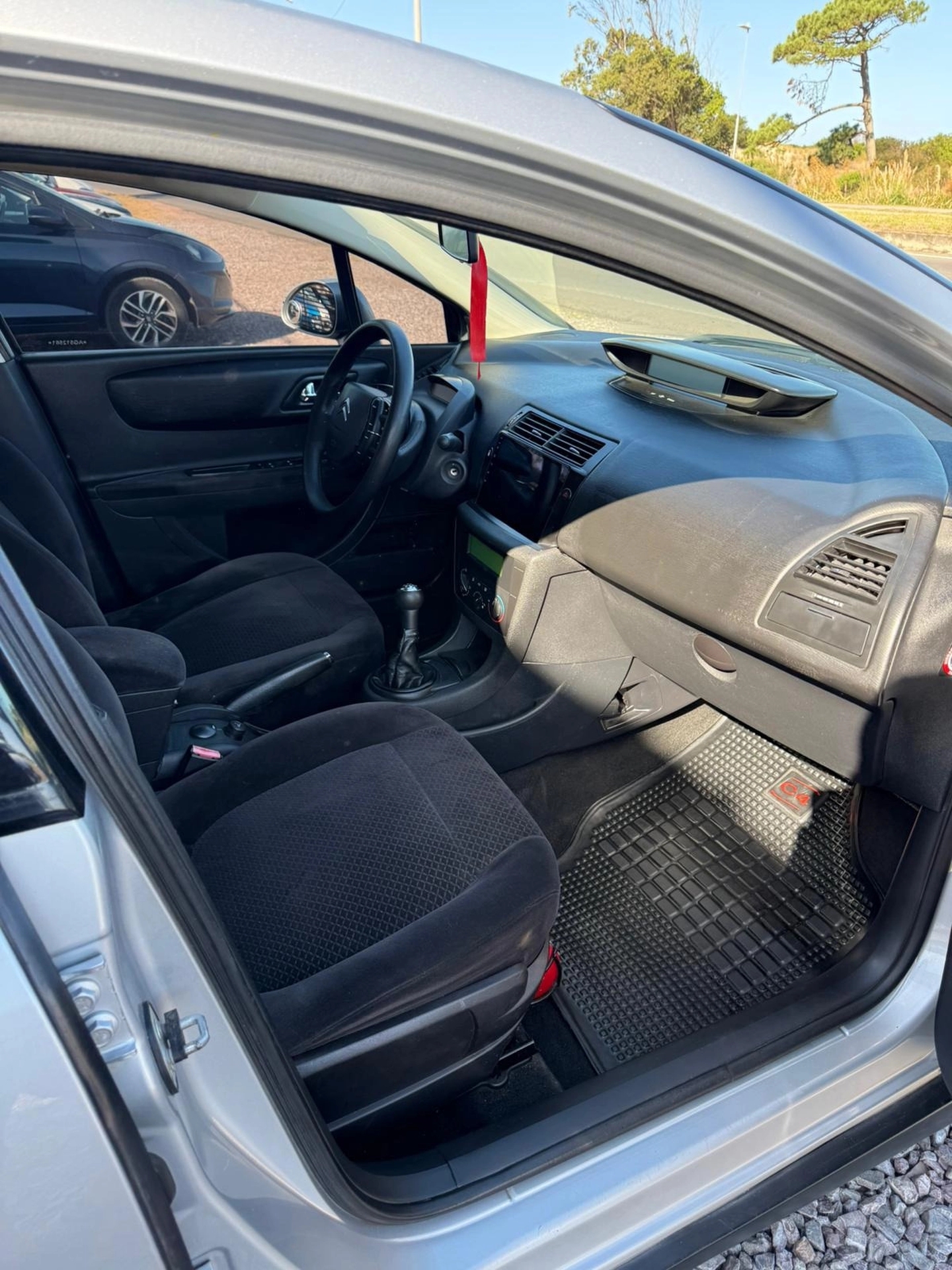 Citroën C4 Sedan 1.6