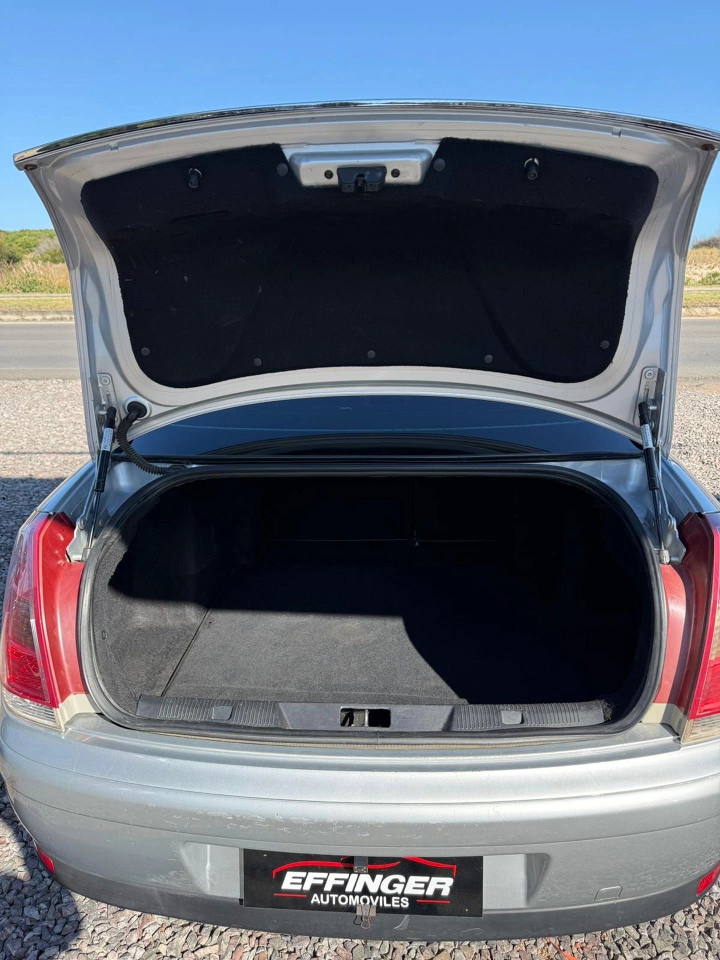 Citroën C4 Sedan 1.6