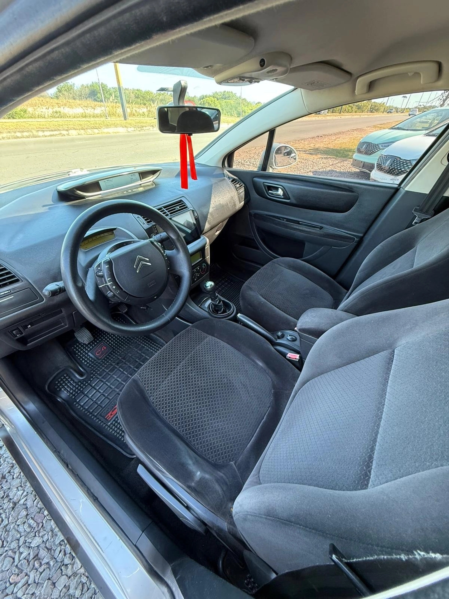 Citroën C4 Sedan 1.6