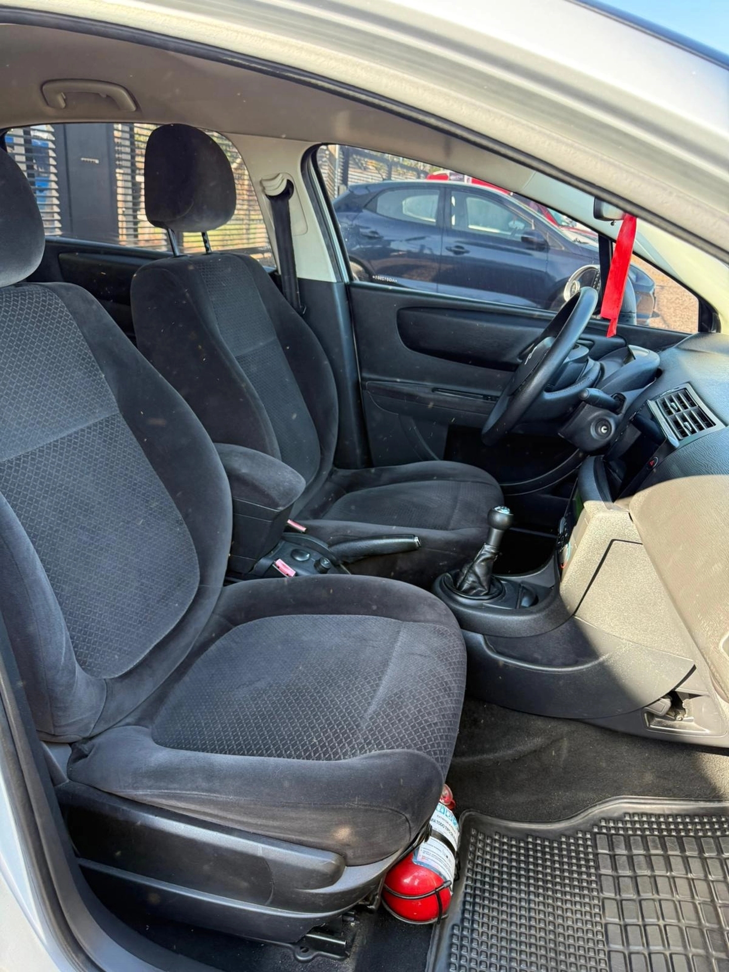 Citroën C4 Sedan 1.6