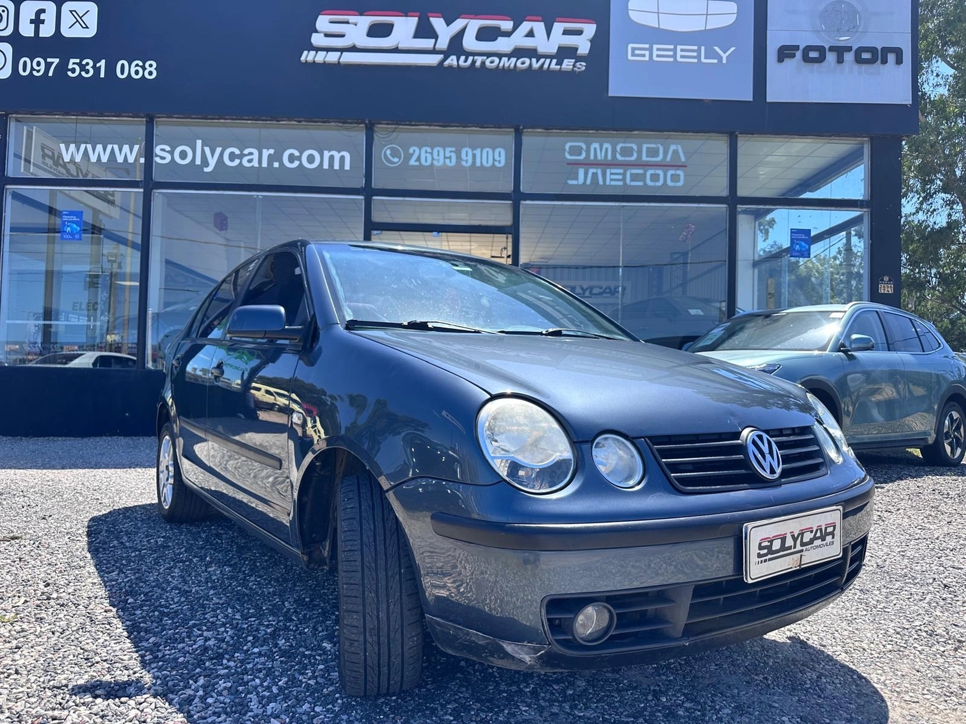 Volkswagen Polo FULL