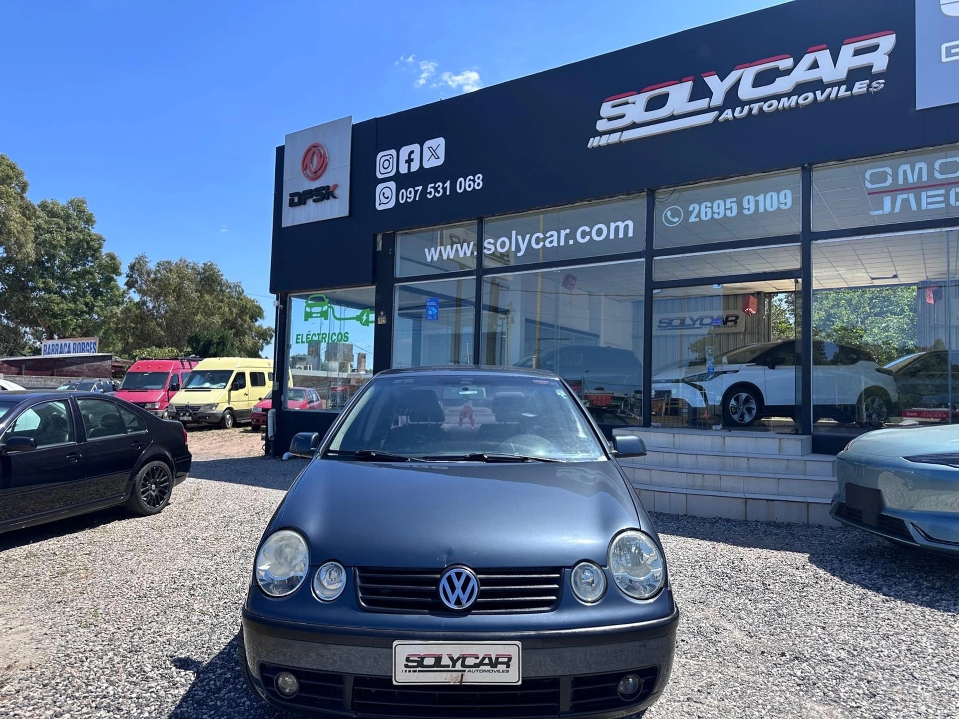 Volkswagen Polo FULL