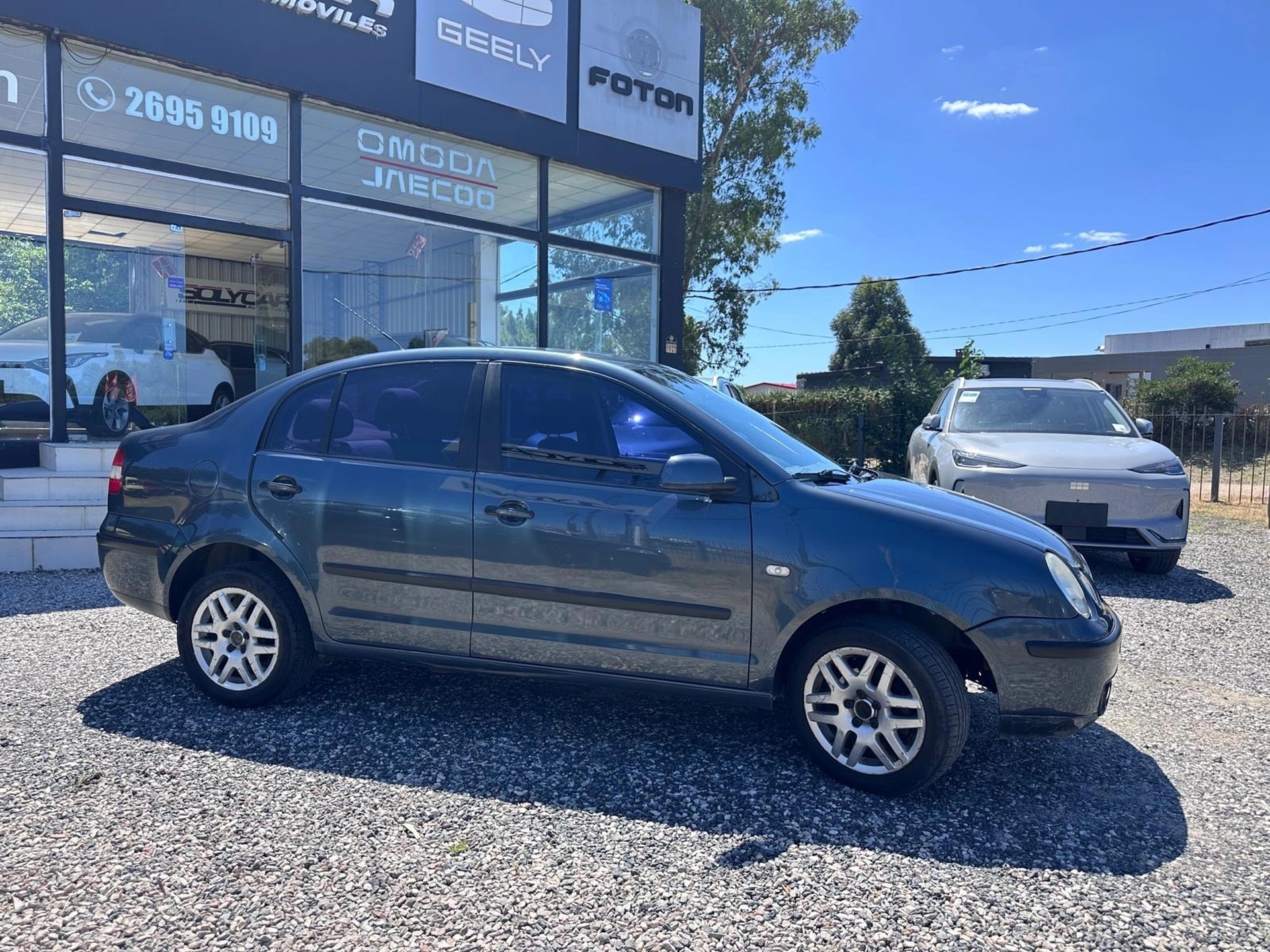 Volkswagen Polo FULL