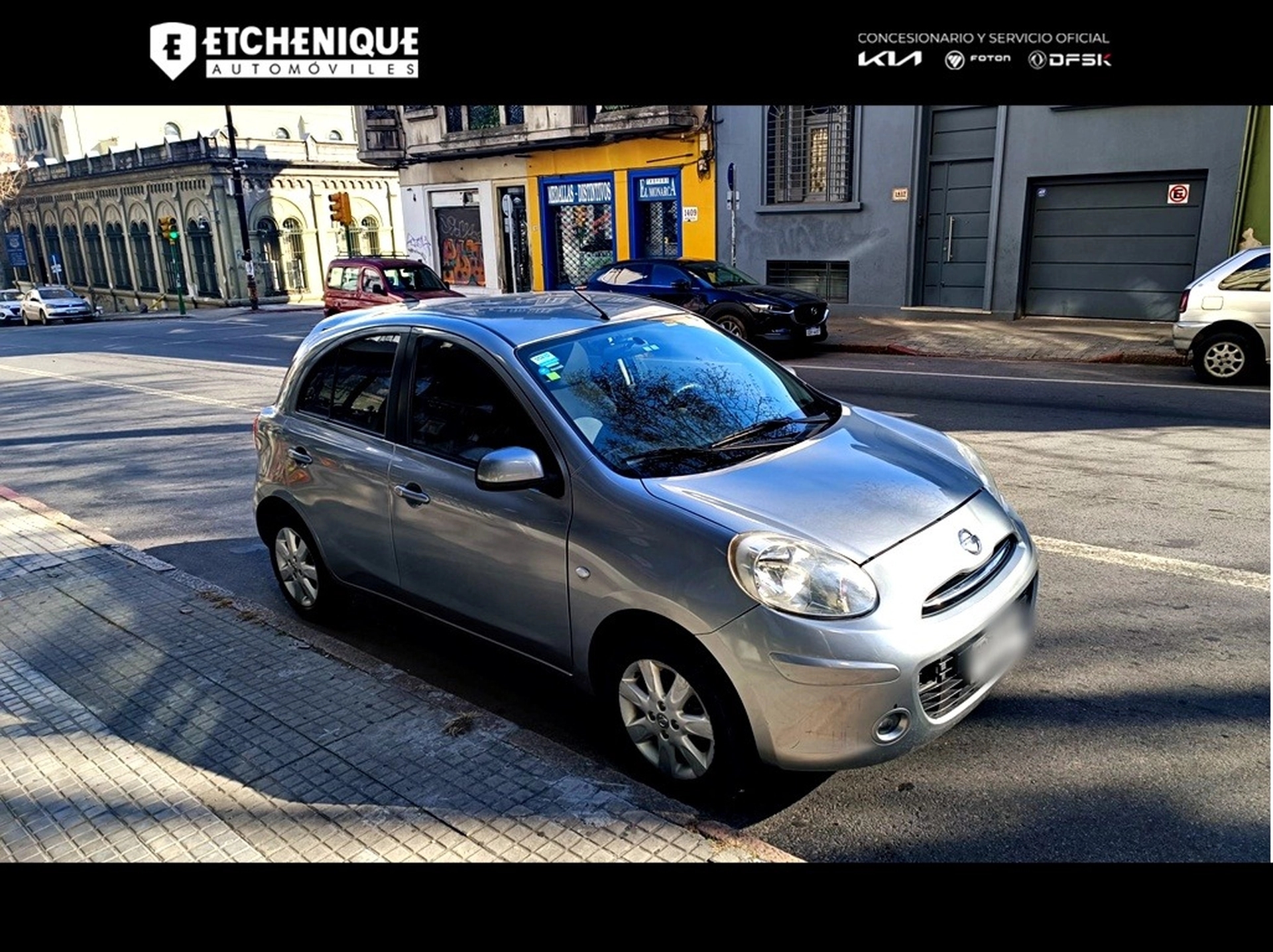 Nissan March 1.6 Mt Extra Full