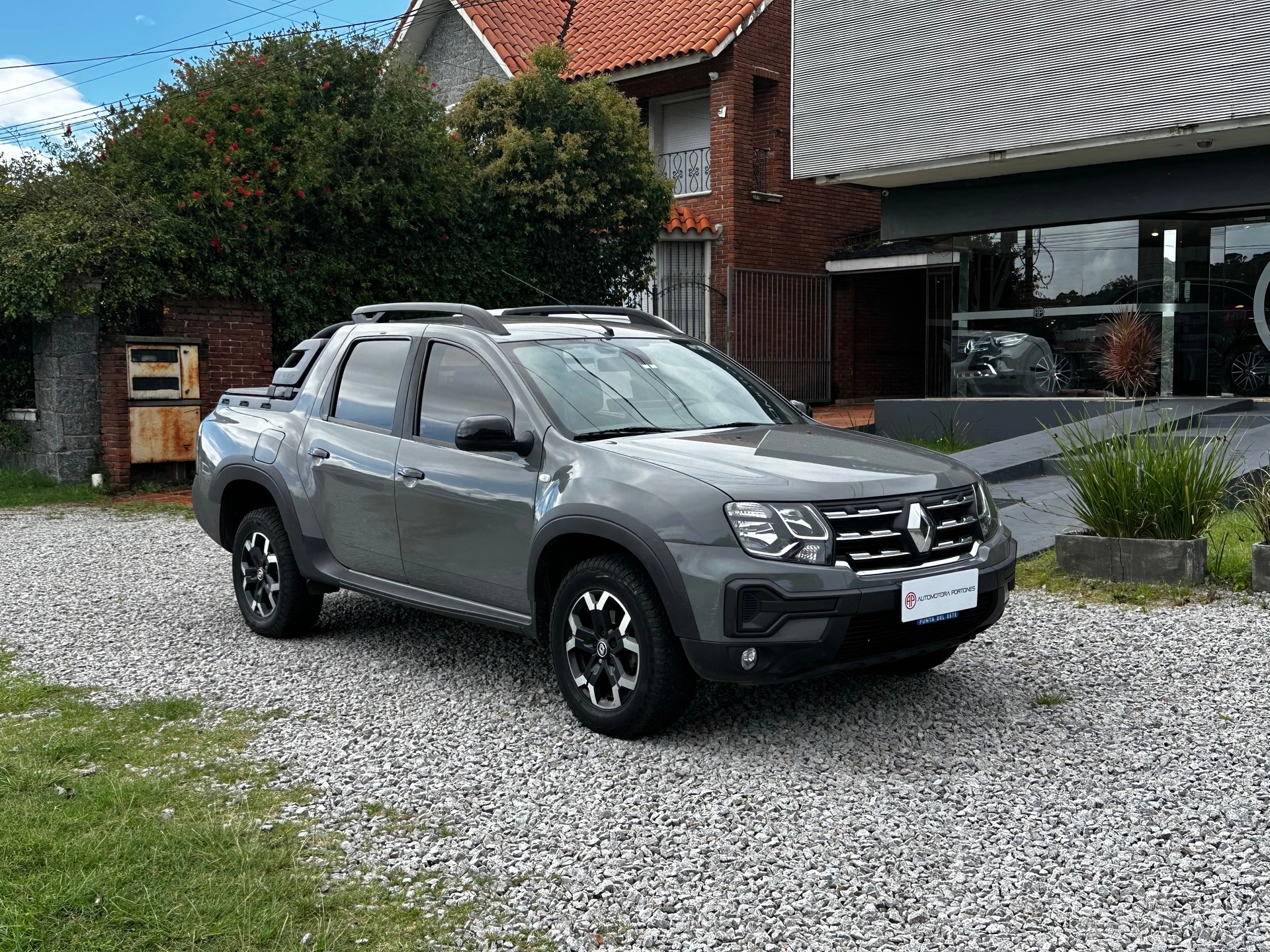 Renault Oroch Intens 1.3 TCe CVT 2WD