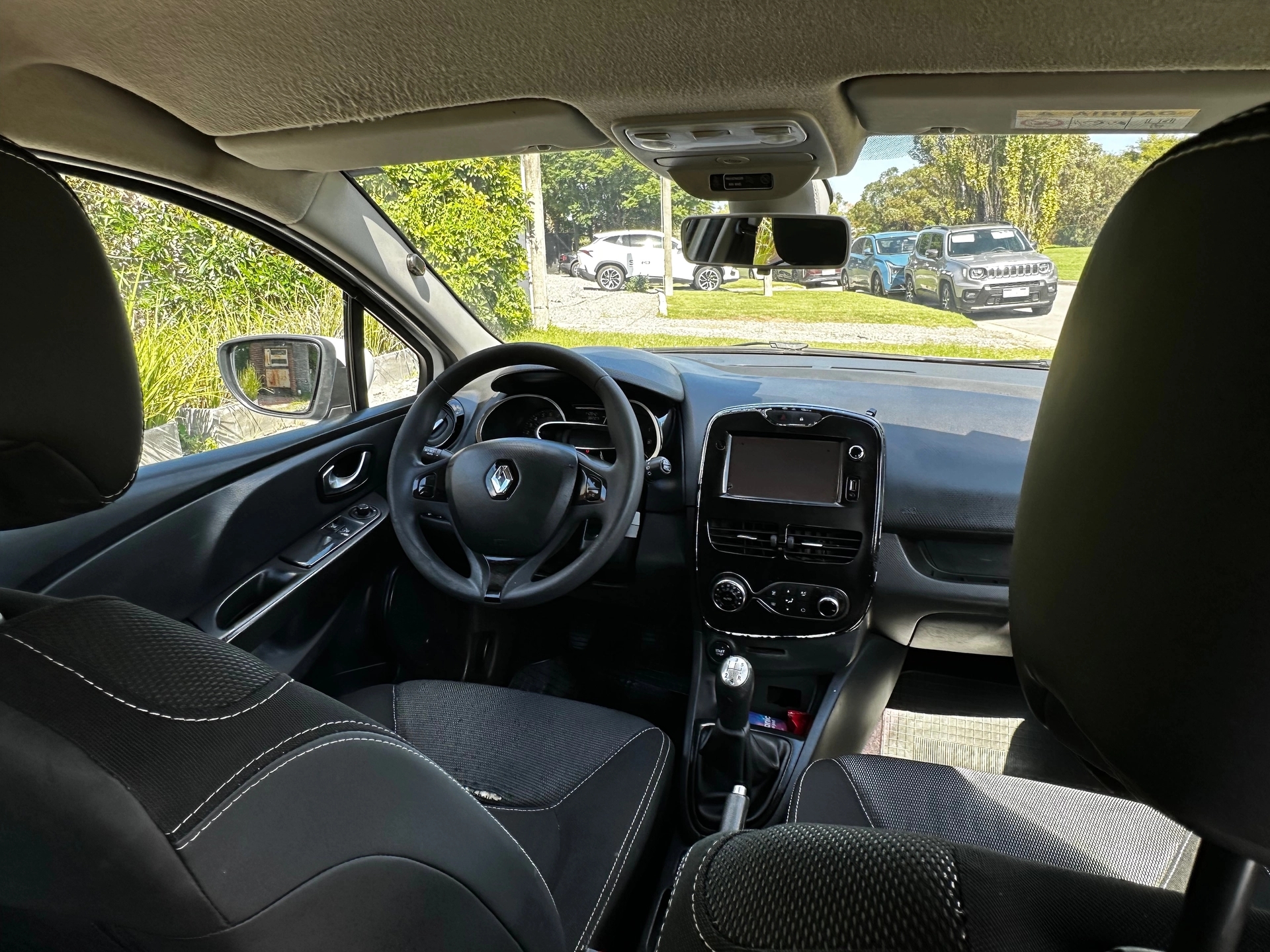 Renault Clio IV Expression 1.2 16v