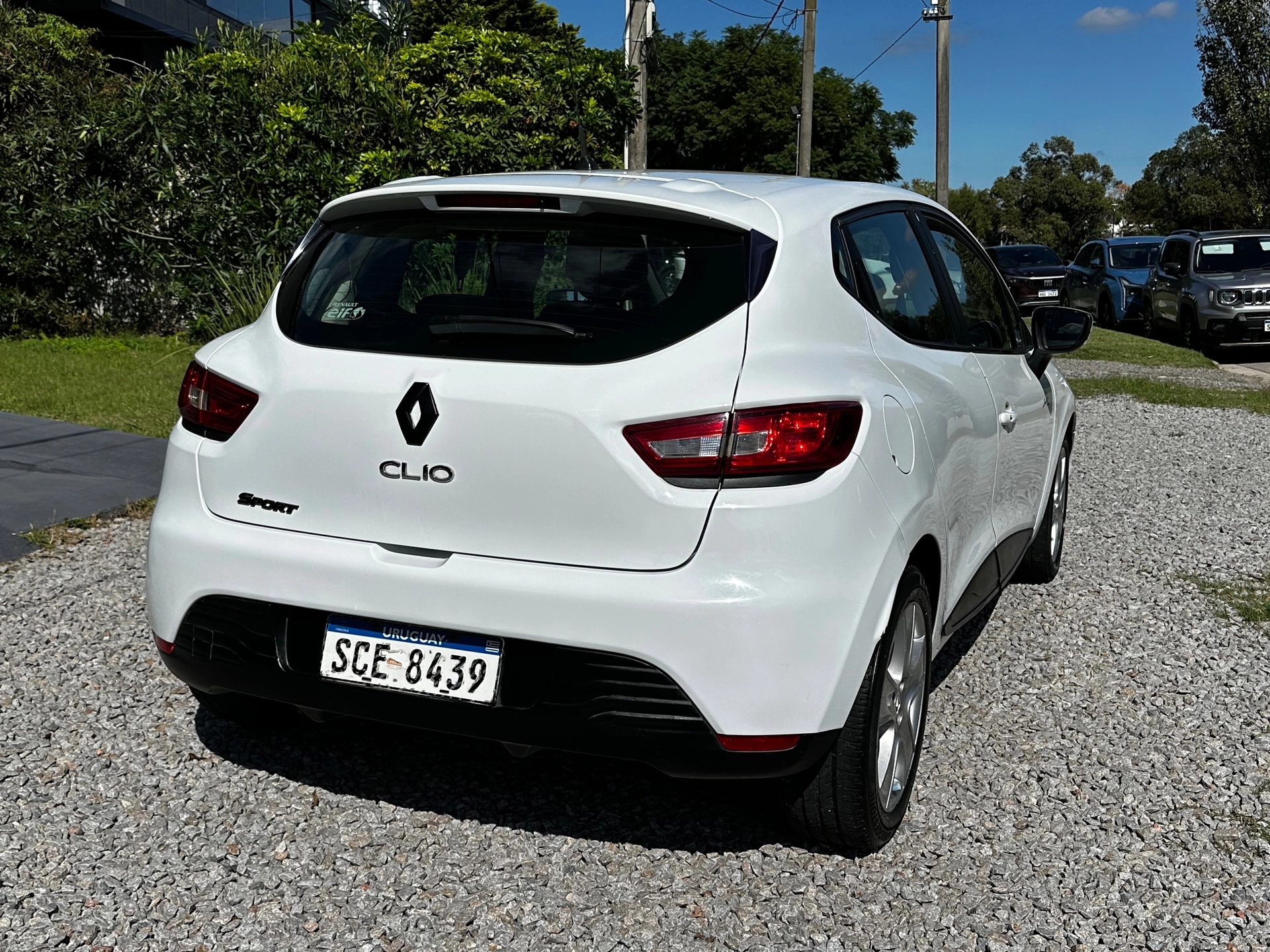 Renault Clio IV Expression 1.2 16v