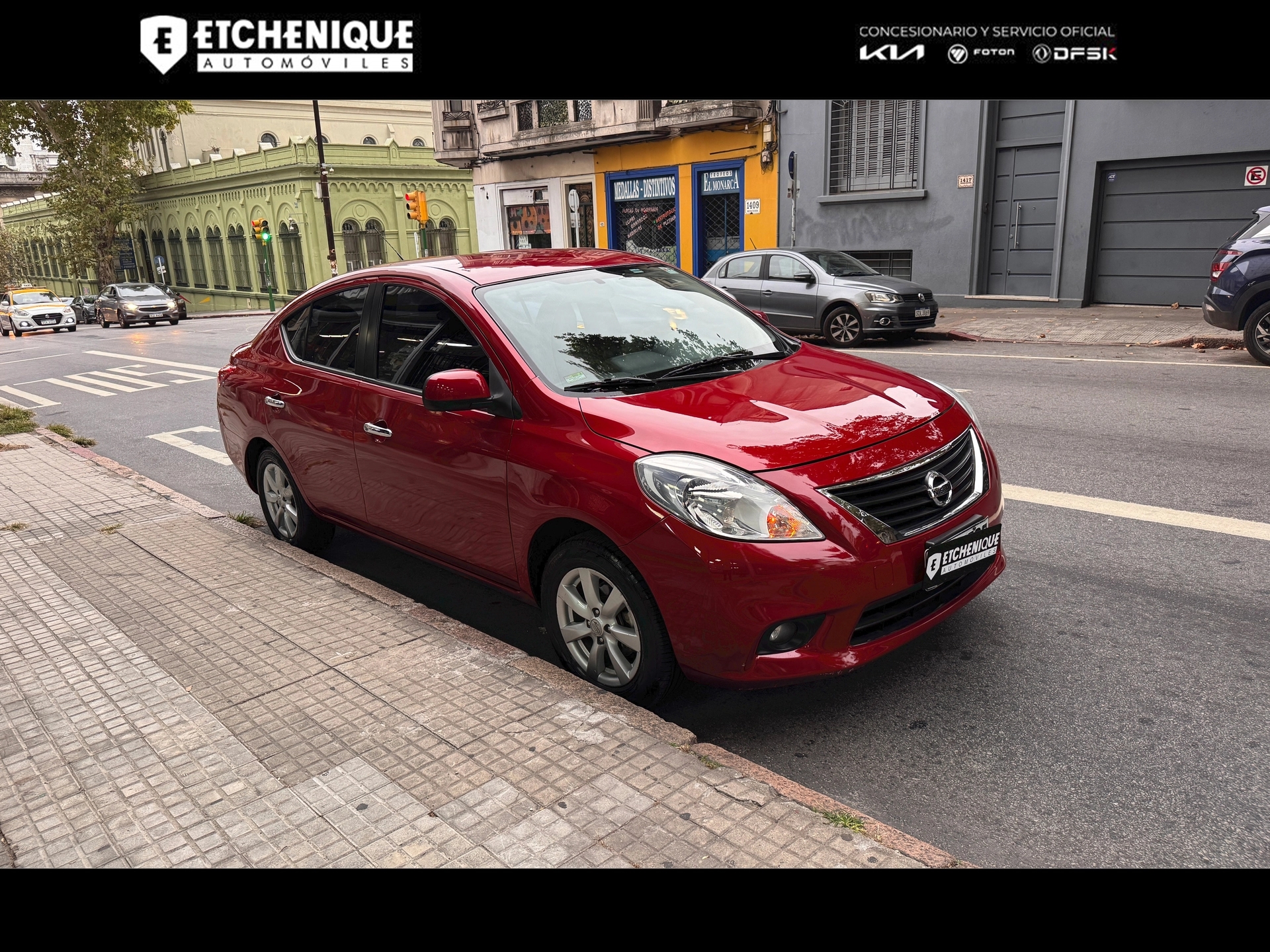 Nissan Versa Excelente estado Unico Dueño!