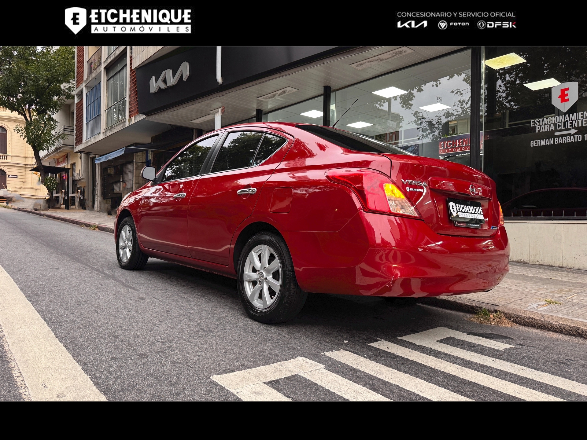 Nissan Versa Excelente estado Unico Dueño!
