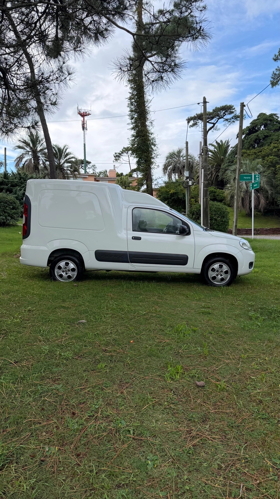 Fiat Fiorino Furgón EVO 1.4 (con a/a + antinieblas + paragolpes color)