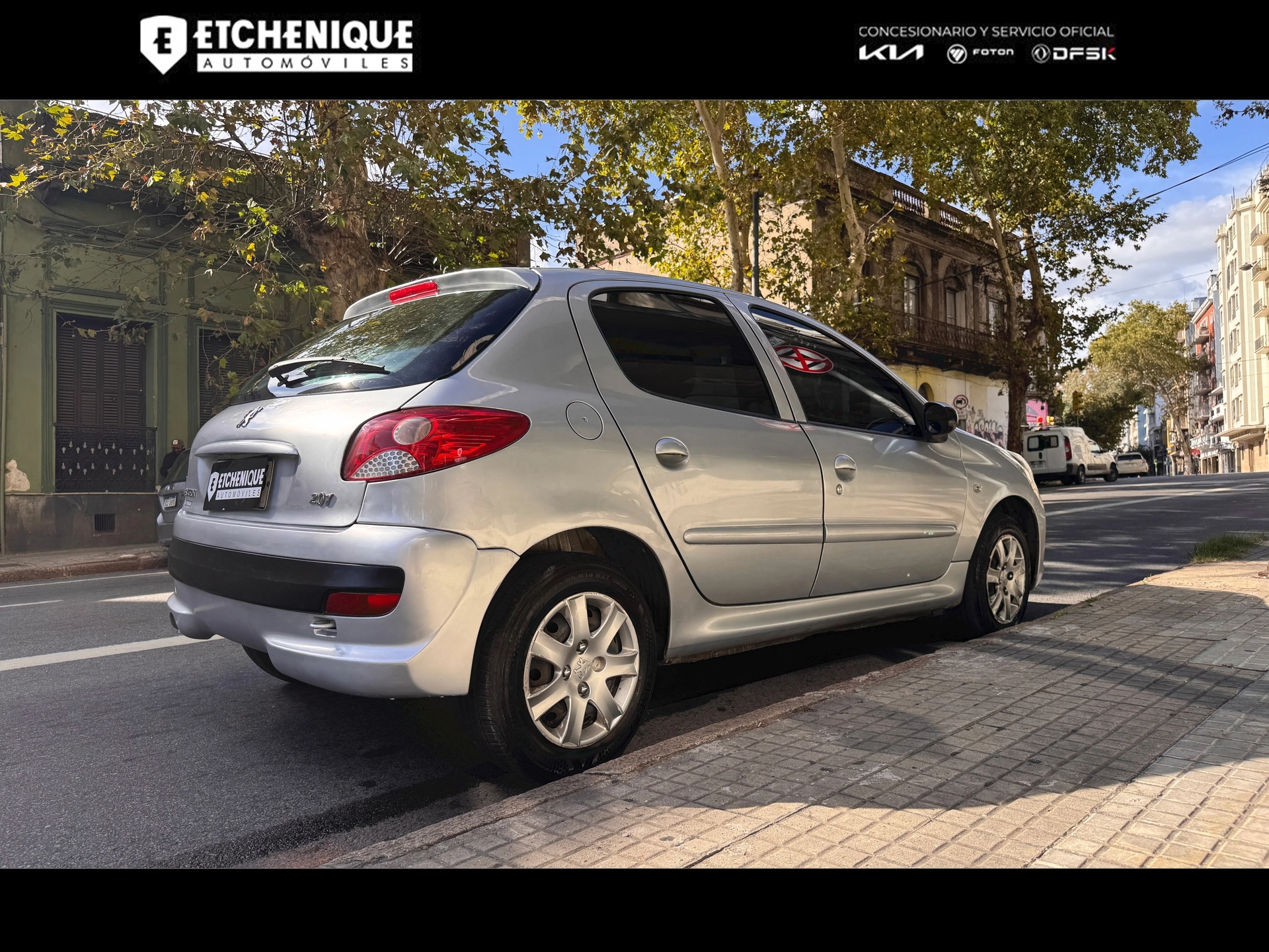 Peugeot 207 Compact Frances! Excelente estado