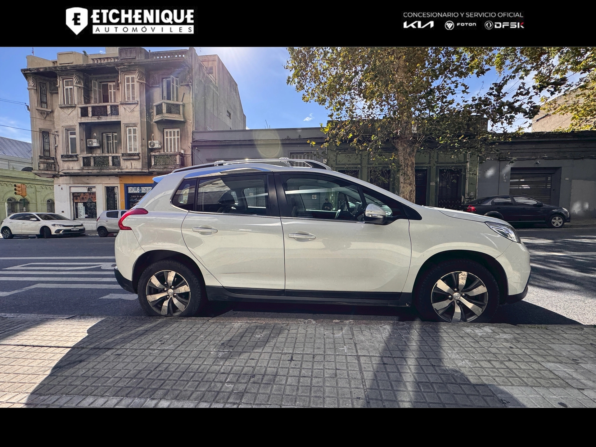 Peugeot 2008 1.6 VTi Feline