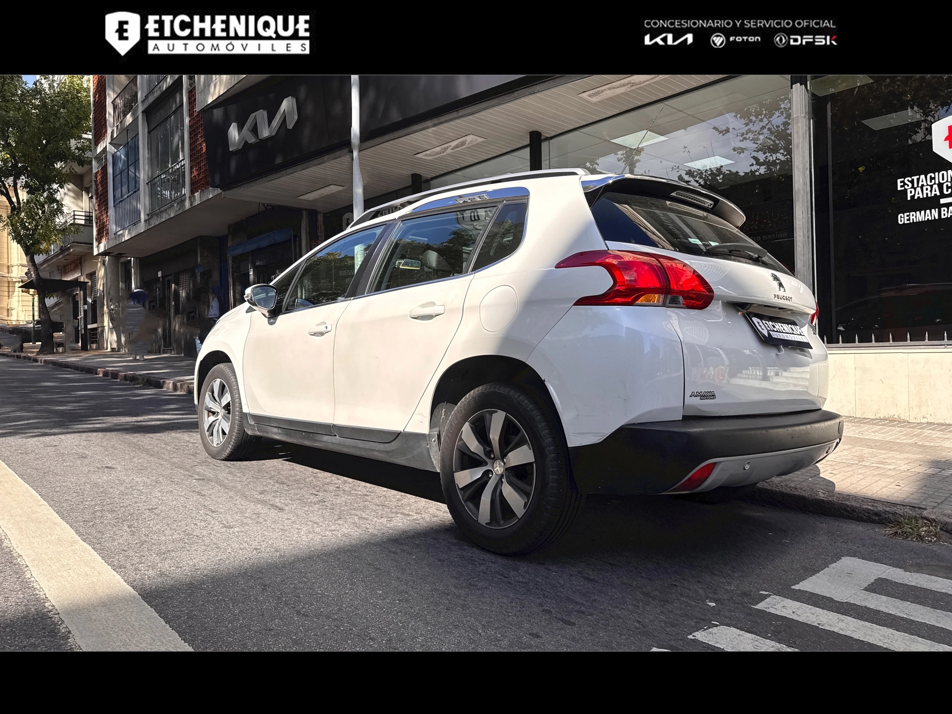Peugeot 2008 1.6 VTi Feline