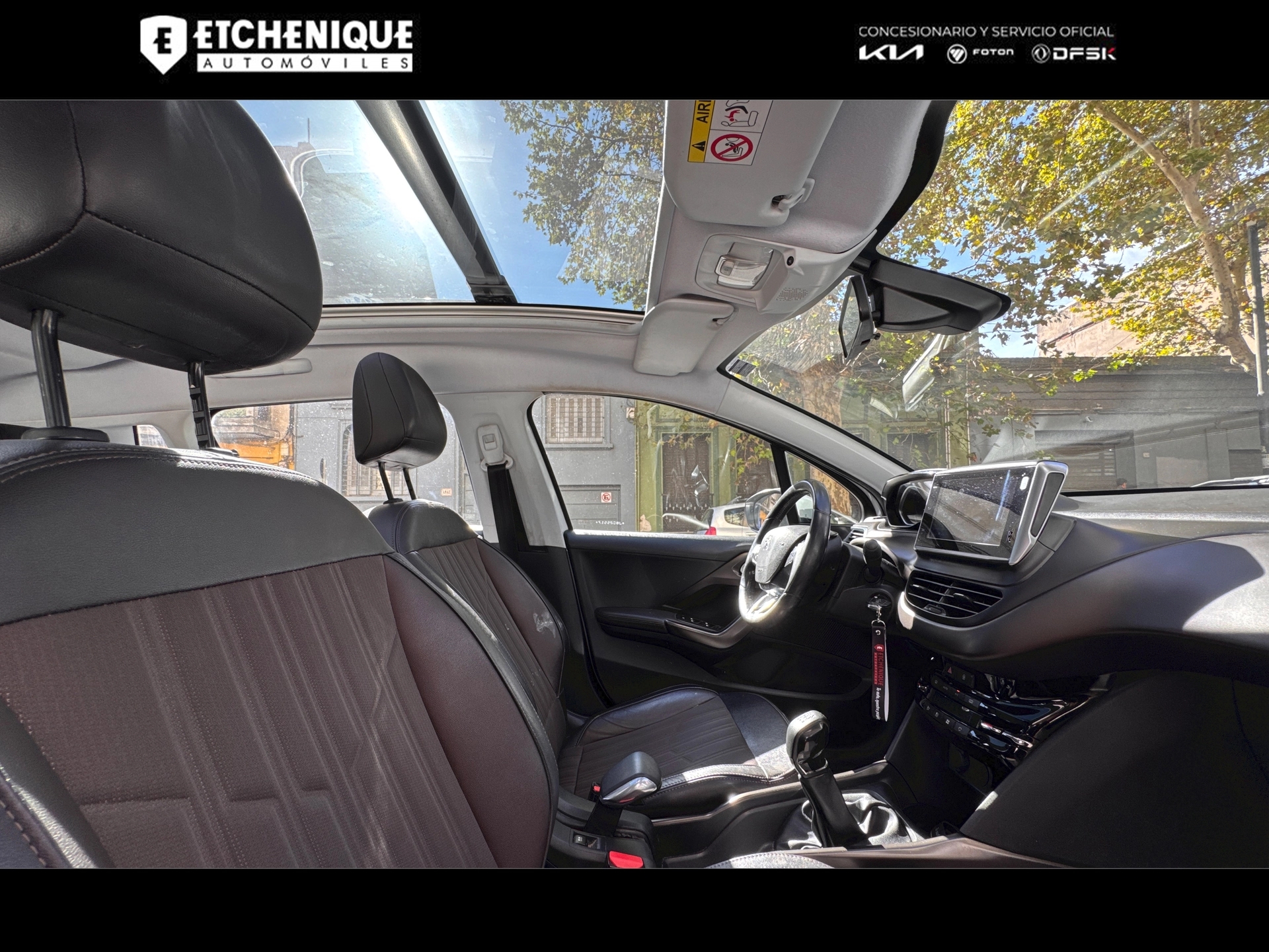 Peugeot 2008 1.6 VTi Feline