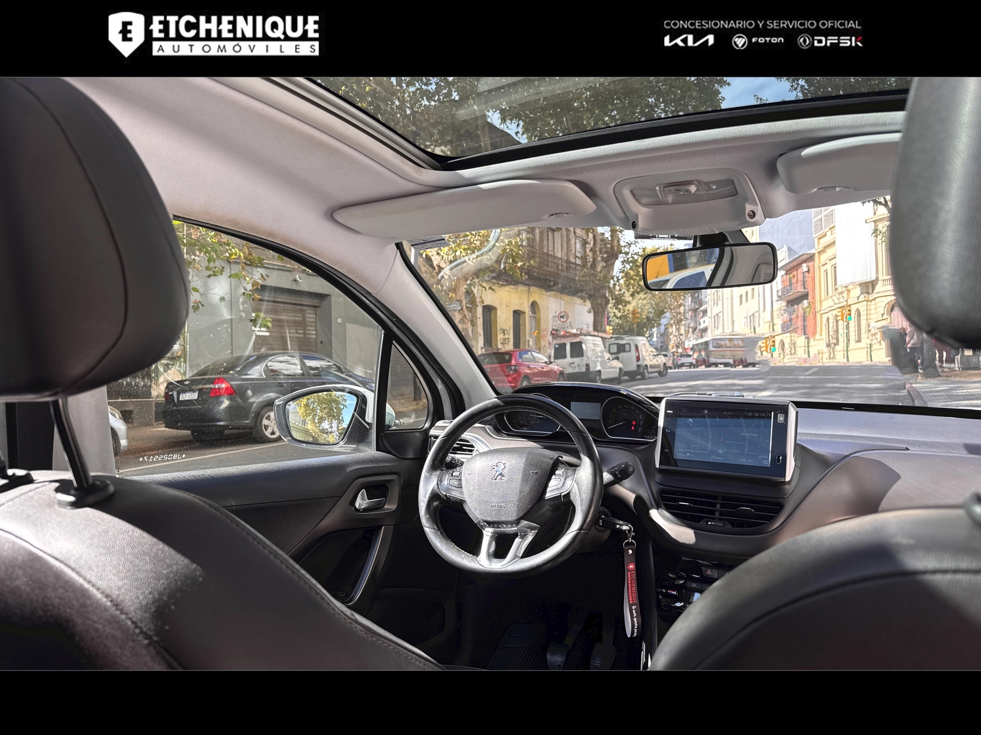 Peugeot 2008 1.6 VTi Feline
