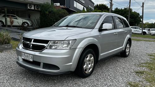 Dodge Journey SE 2.4 A/T 5 plazas