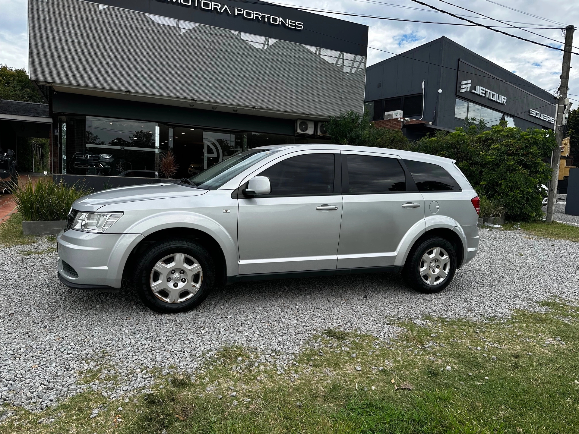 Dodge Journey SE 2.4 A/T 5 plazas
