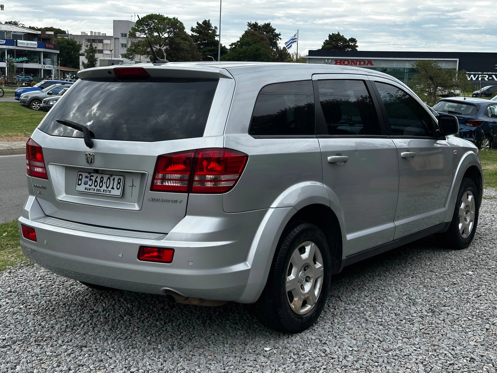Dodge Journey SE 2.4 A/T 5 plazas