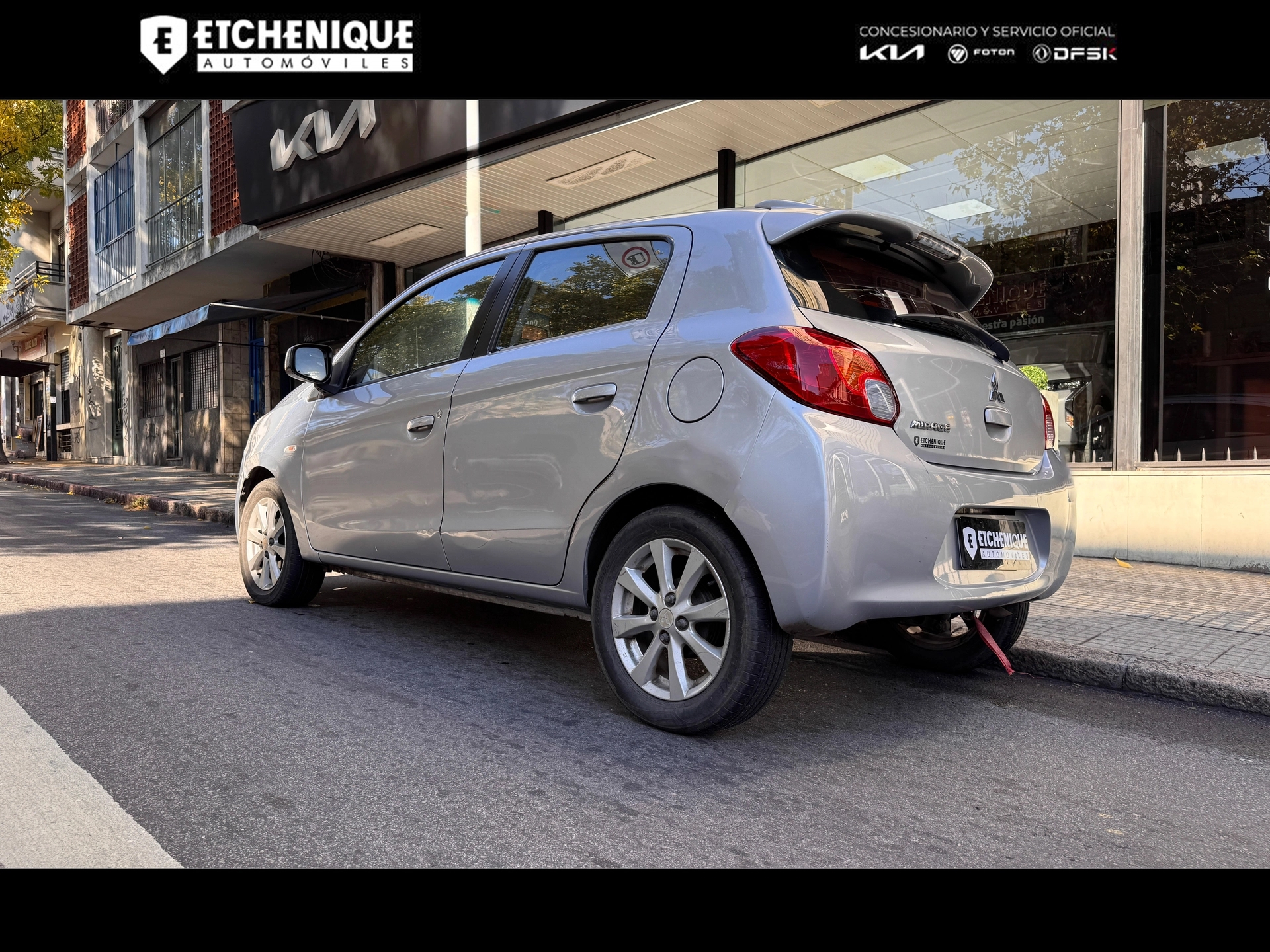 Mitsubishi Mirage 1.2 GLS Extra Full