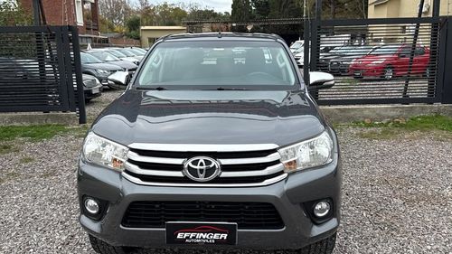 Toyota Hilux Cabina Doble 2.7 VVT-i SRV 4x4