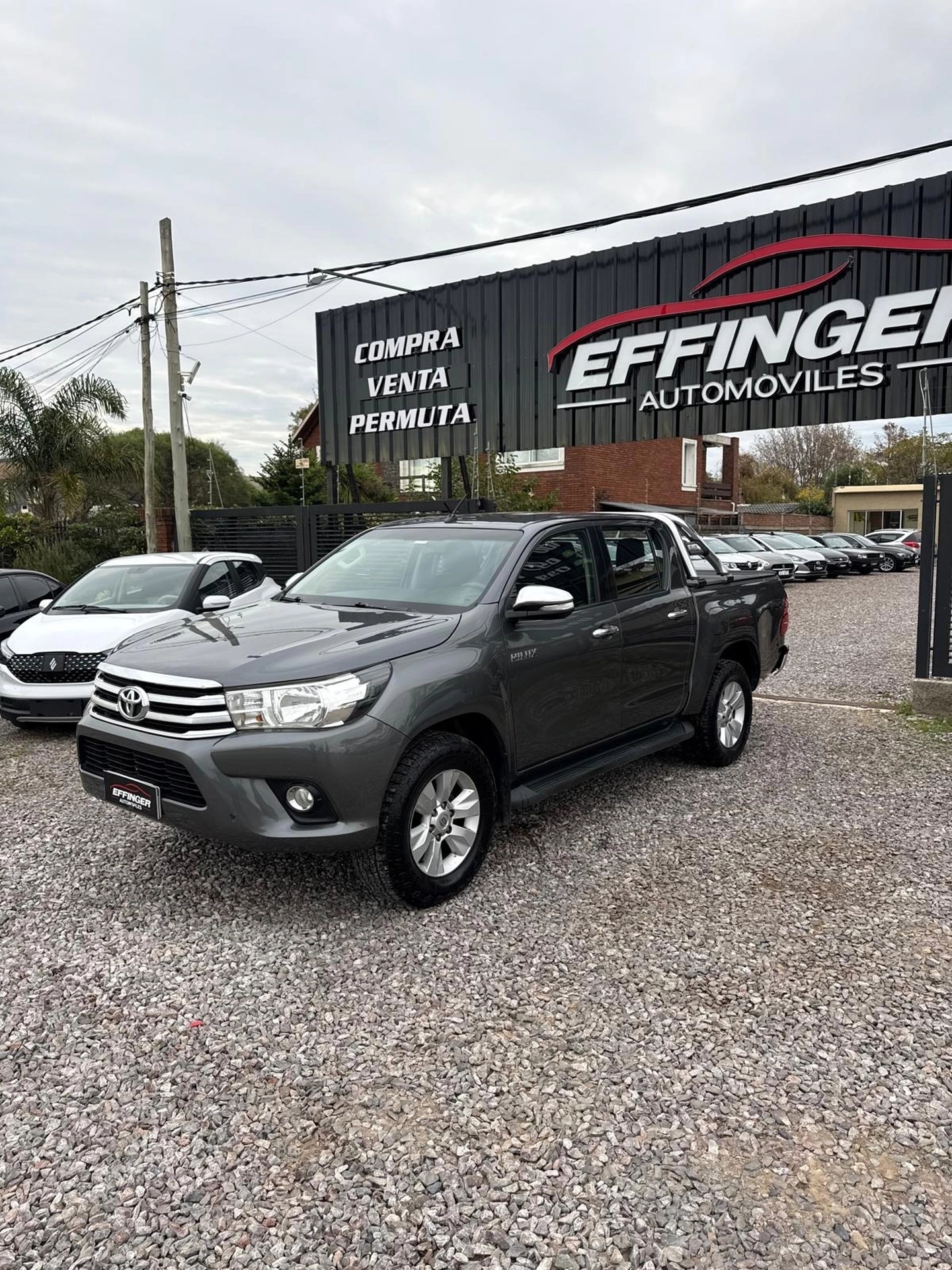 Toyota Hilux Cabina Doble 2.7 VVT-i SRV 4x4
