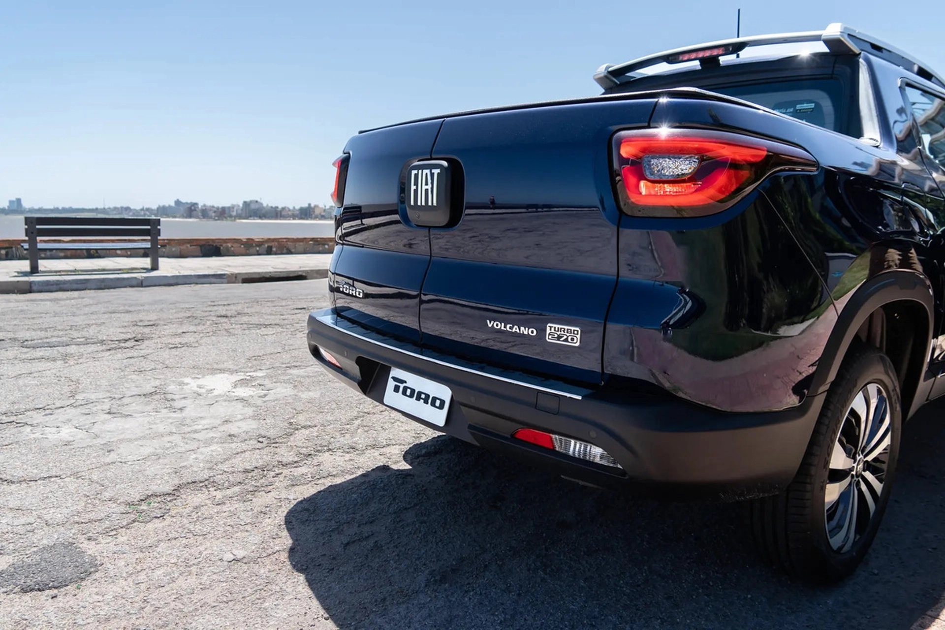 Fiat Toro 1.3 Volcano At6 Fwd