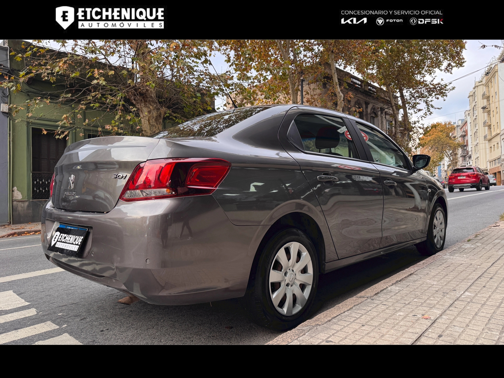 Peugeot 301 1.2