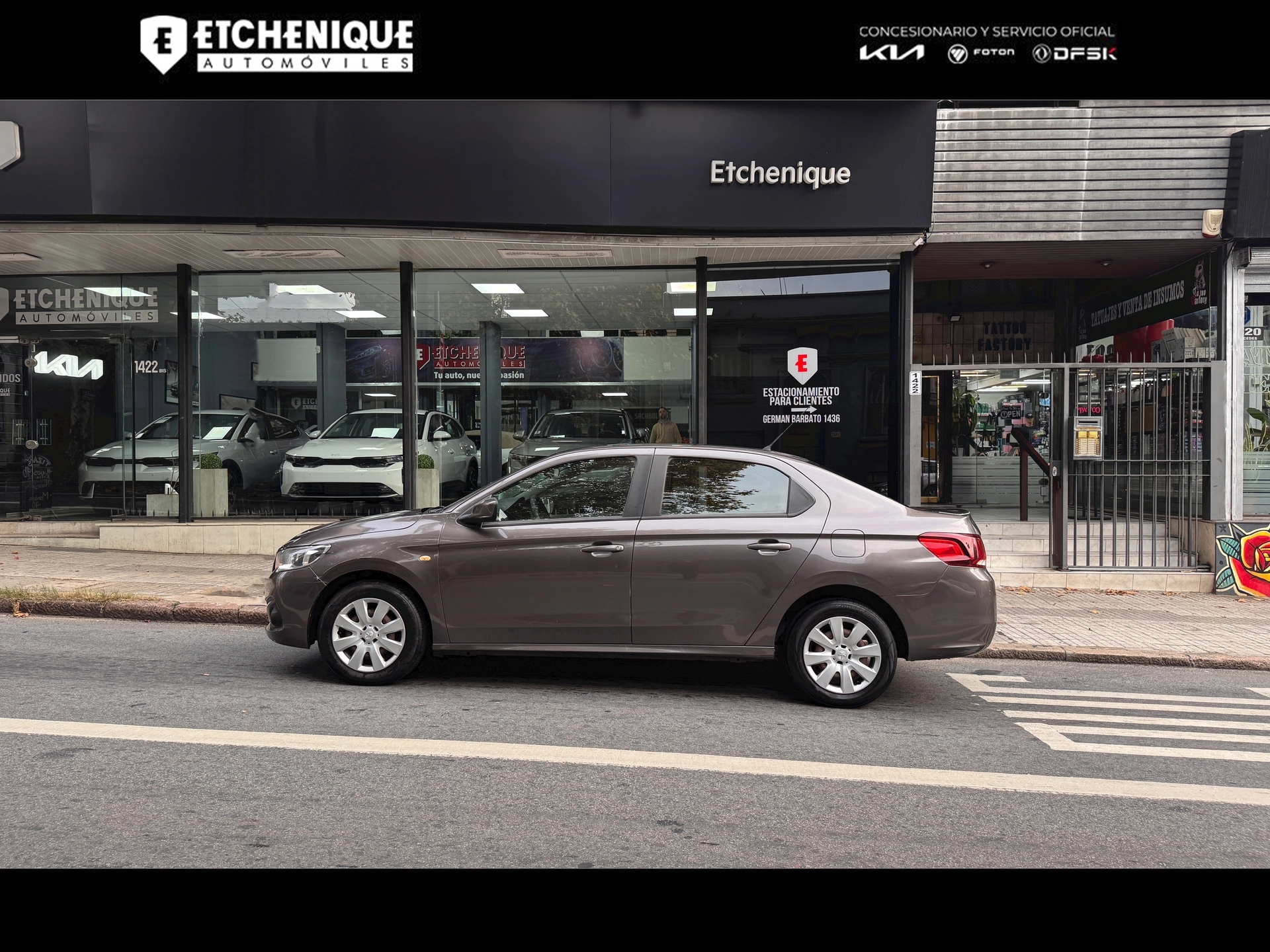 Peugeot 301 1.2
