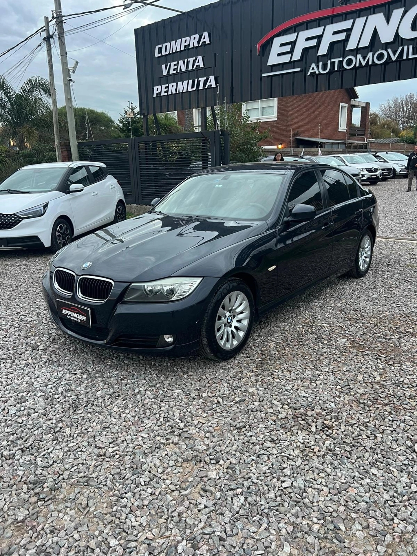 BMW 320i