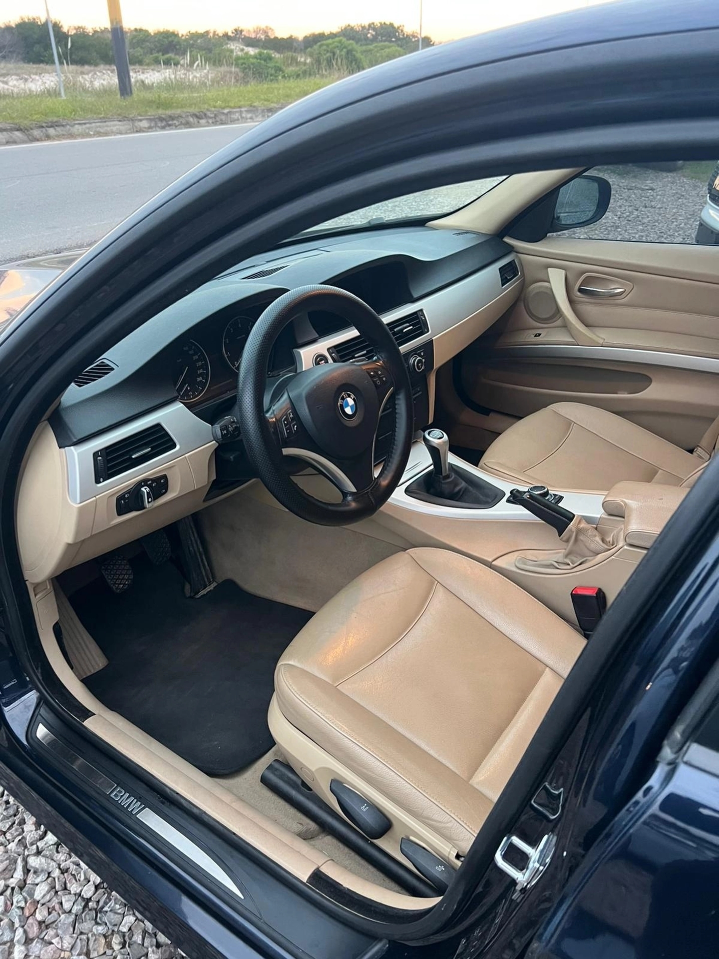 BMW 320i