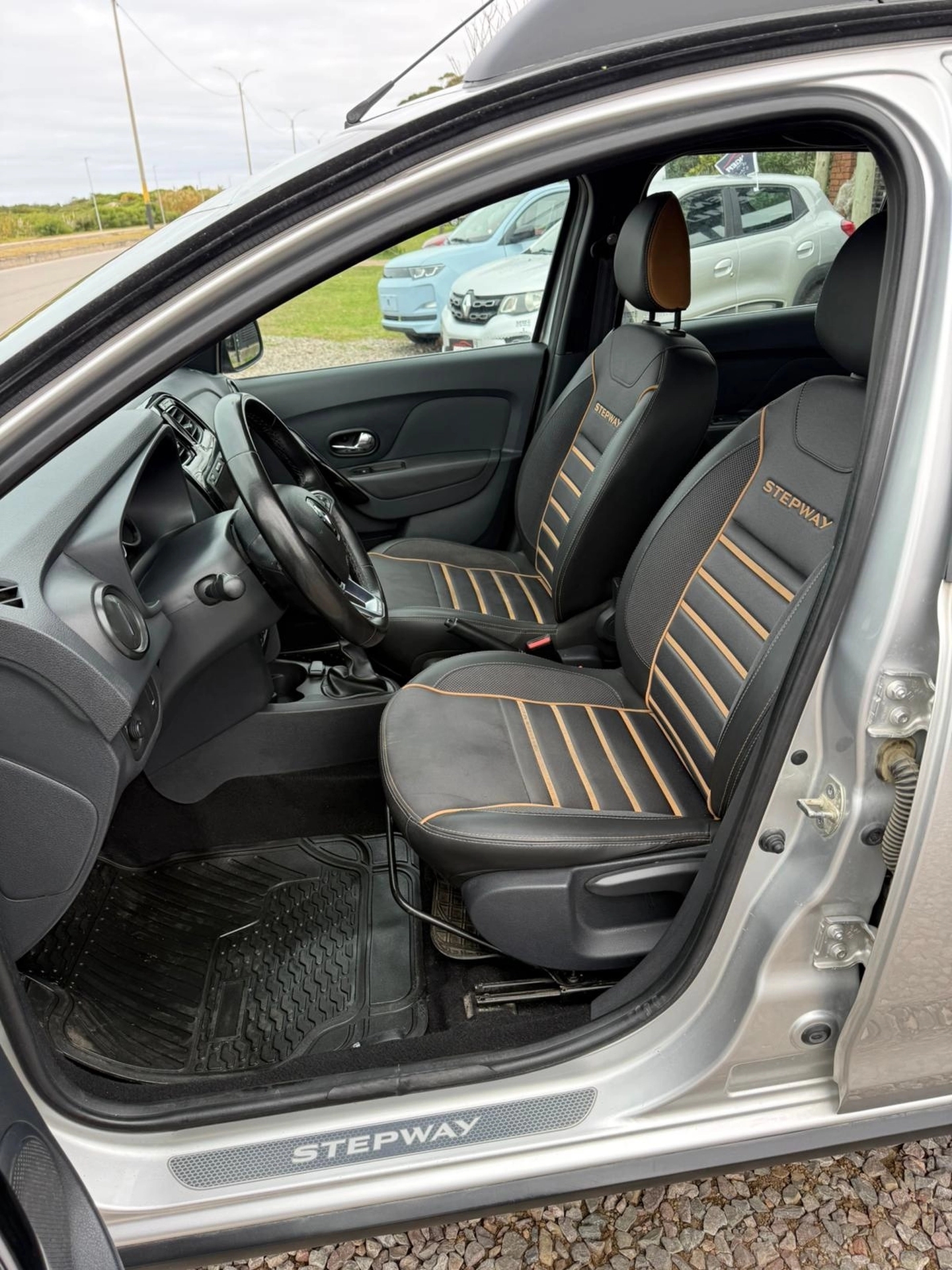 Renault Sandero Stepway Intense 1.6