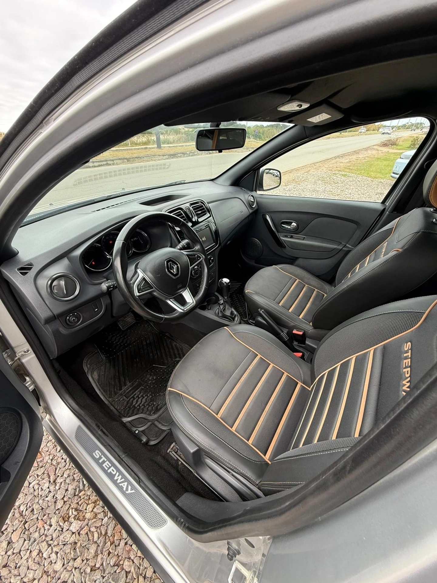 Renault Sandero Stepway Intense 1.6