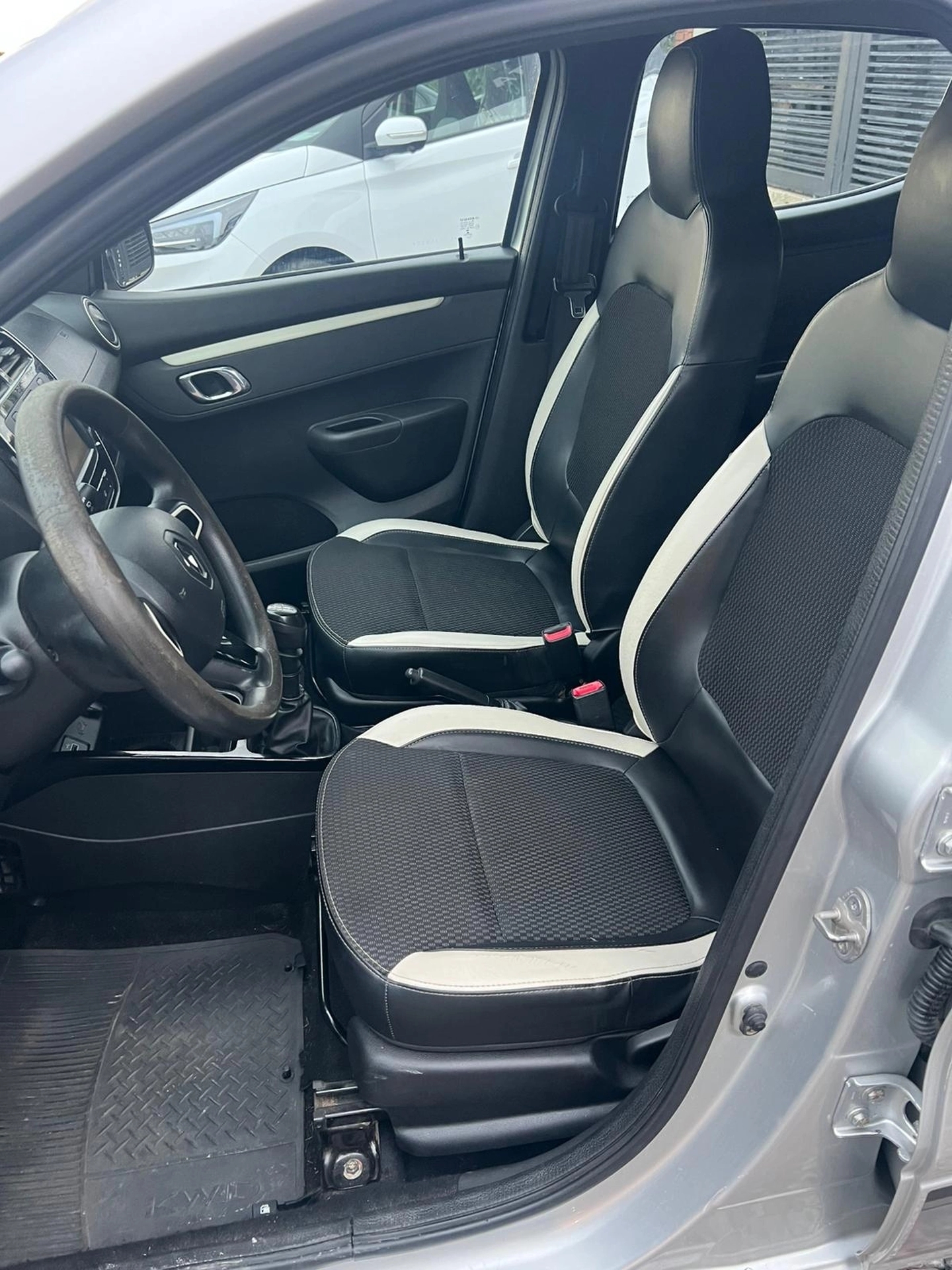 Renault Kwid Iconic