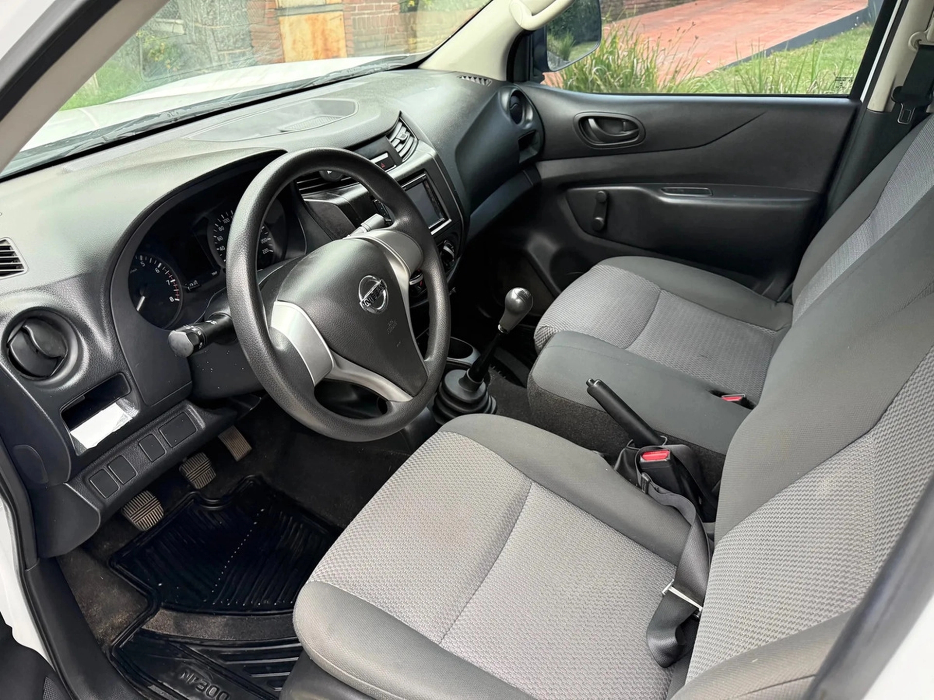Nissan Np300 Frontier
