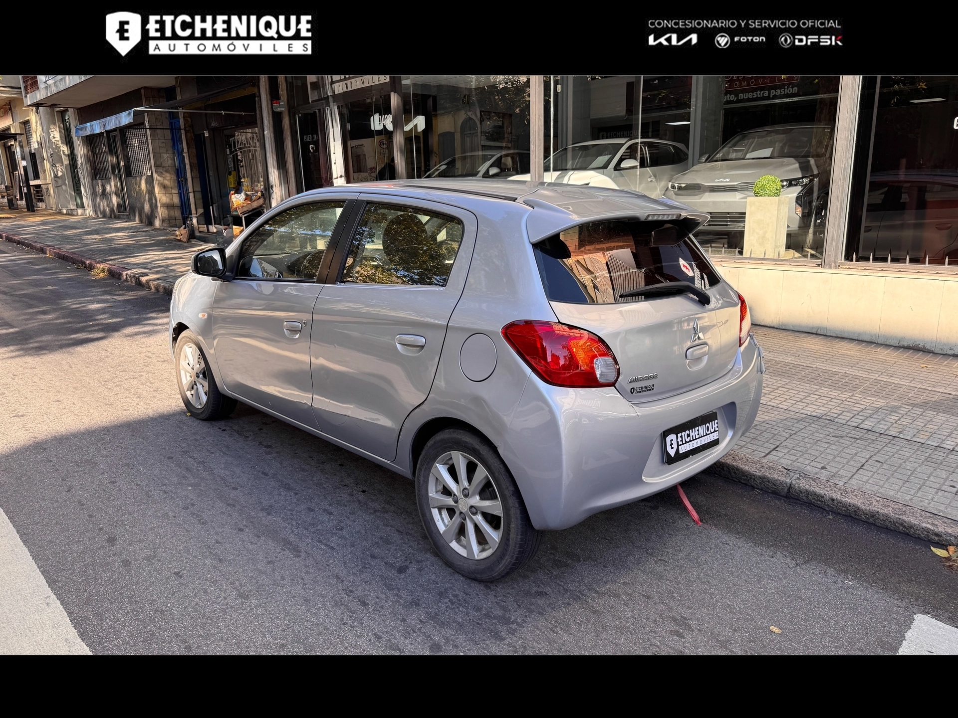 Mitsubishi Mirage 1.2 GLS Extra Full